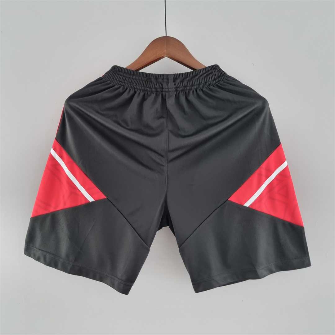 22-23 Bayern training shorts redblack 2