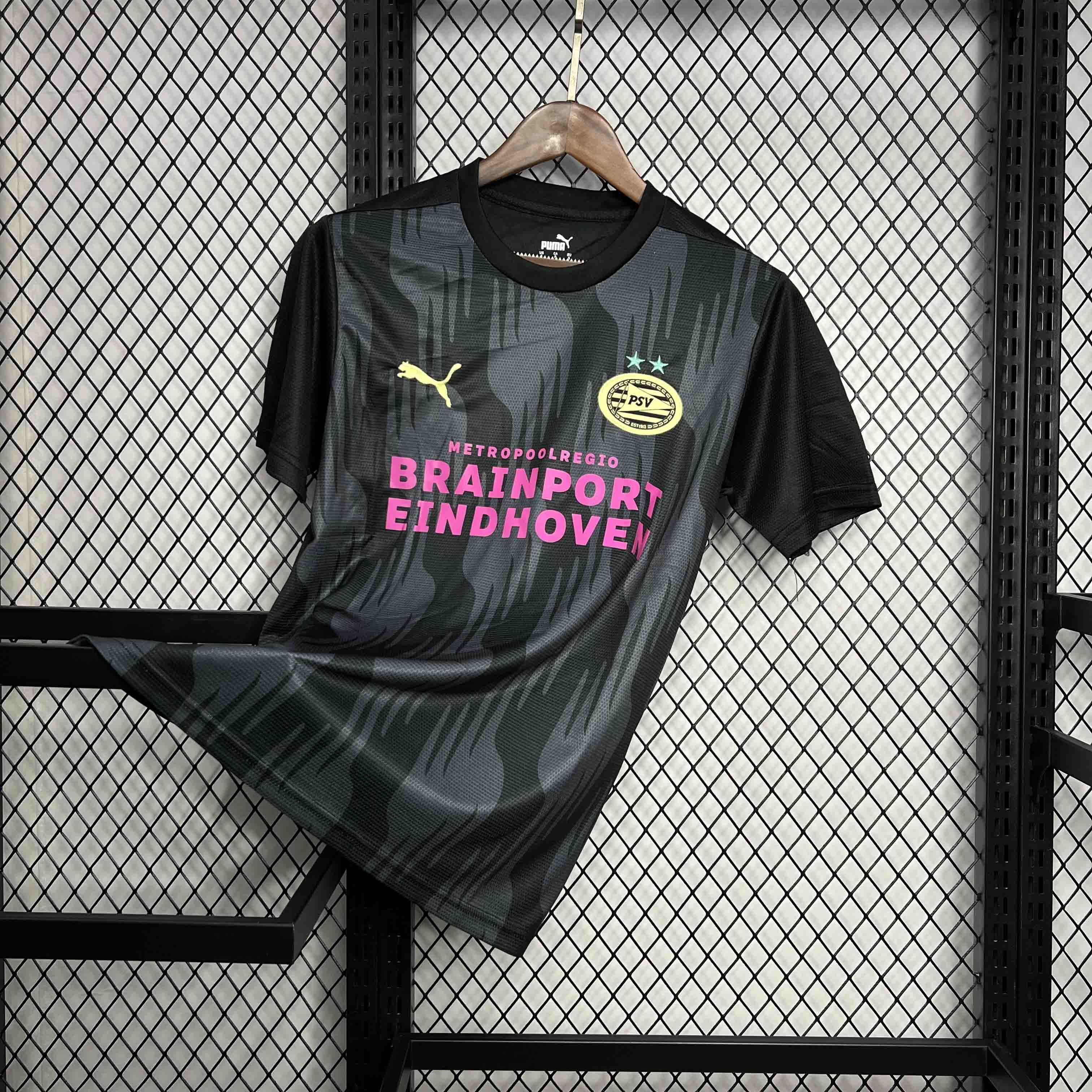 24-25 Eindhoven Training Black Kit Football Apparel AAAAJerseys Dropshipping Yupoo 2