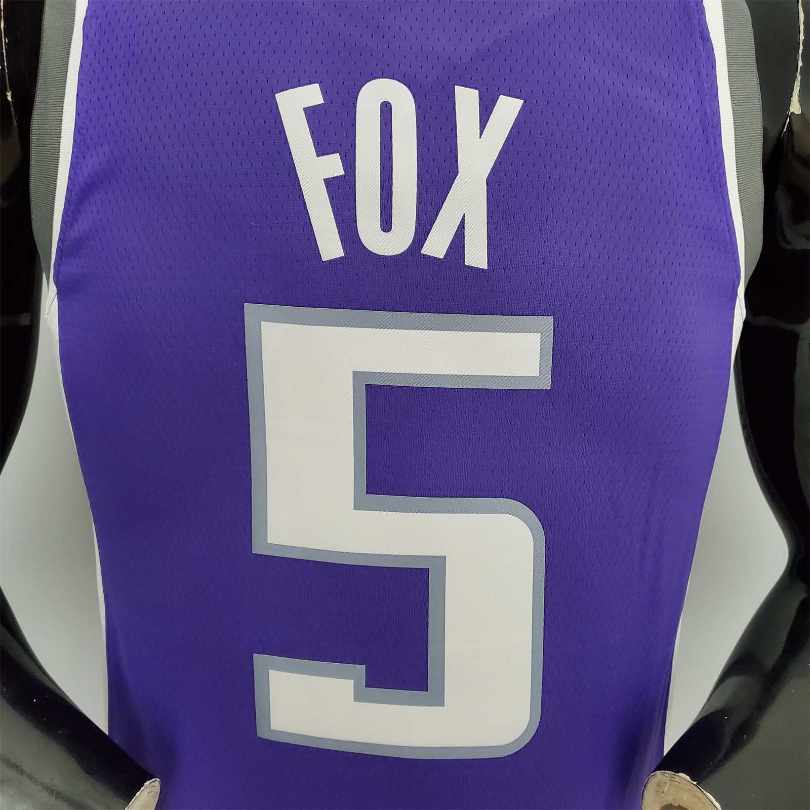 75th Anniversary Fox#5 Kings Purple 2