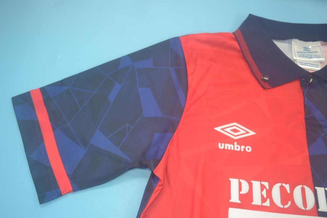 92-93 Cagliari home fonts 2