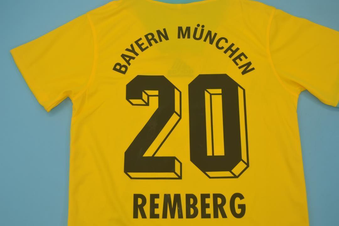 93-94 Bayern Munich away yellow 8