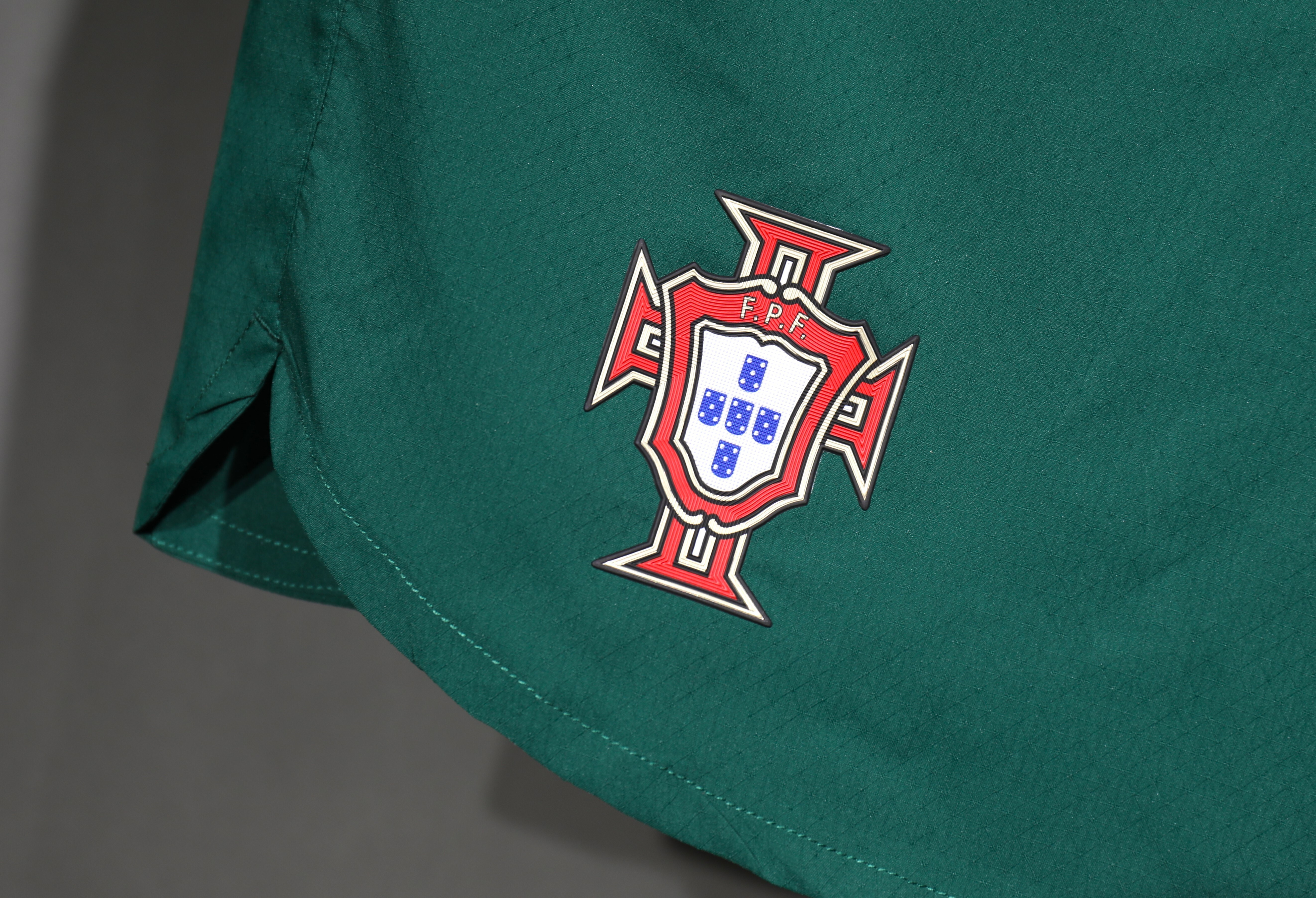 2025 Portugal Home Kit Player Version Shorts AAAAJersey Supplier Yupoo 2
