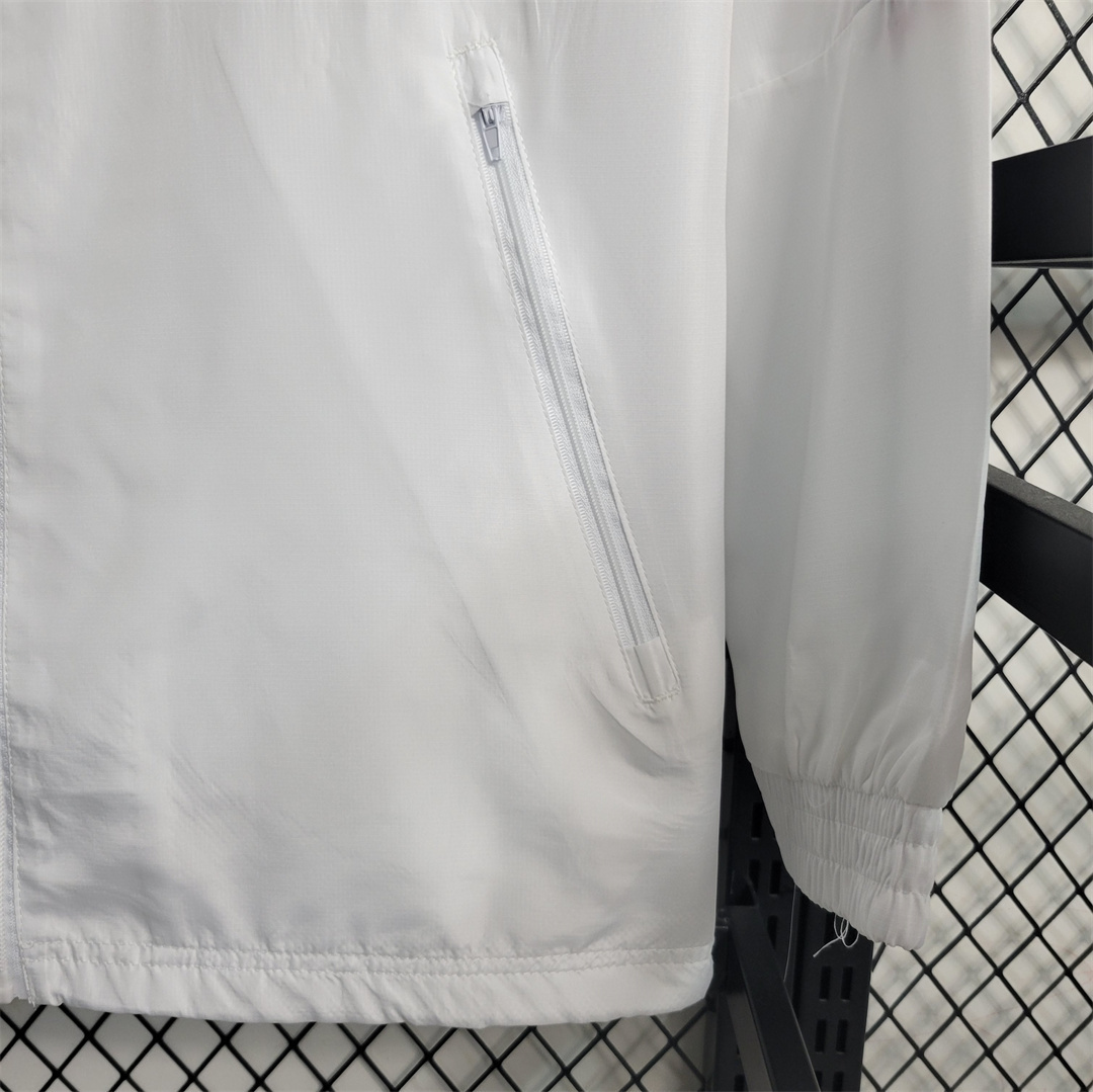 Manchester United Windbreaker white - 9 7