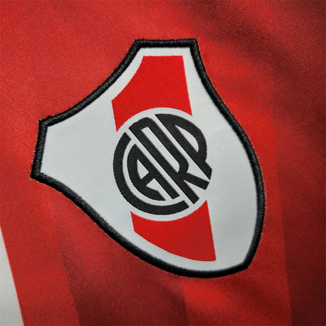 22-23 River Plate home 1