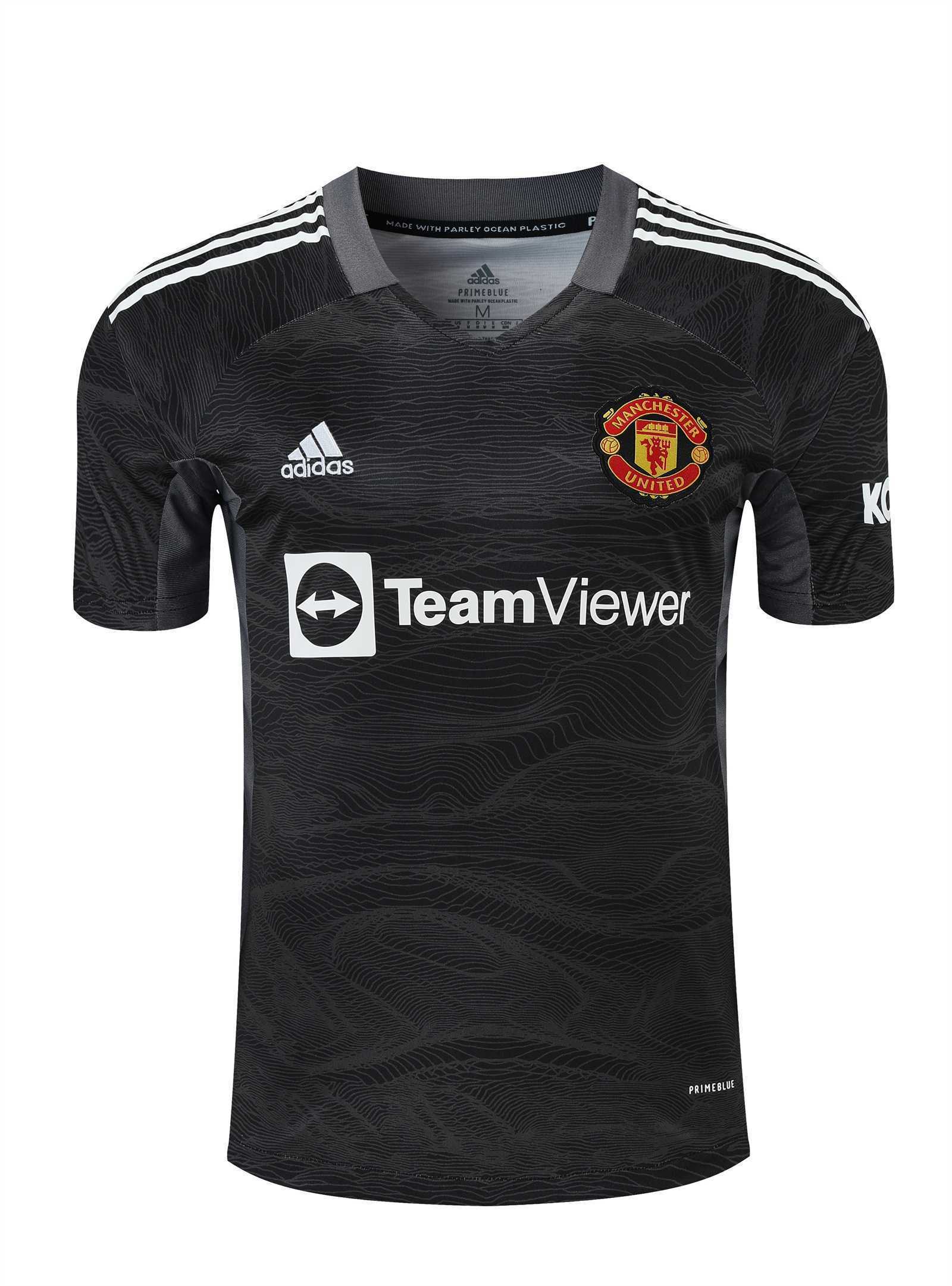 21-22 Manchester United black goalkeeper 4