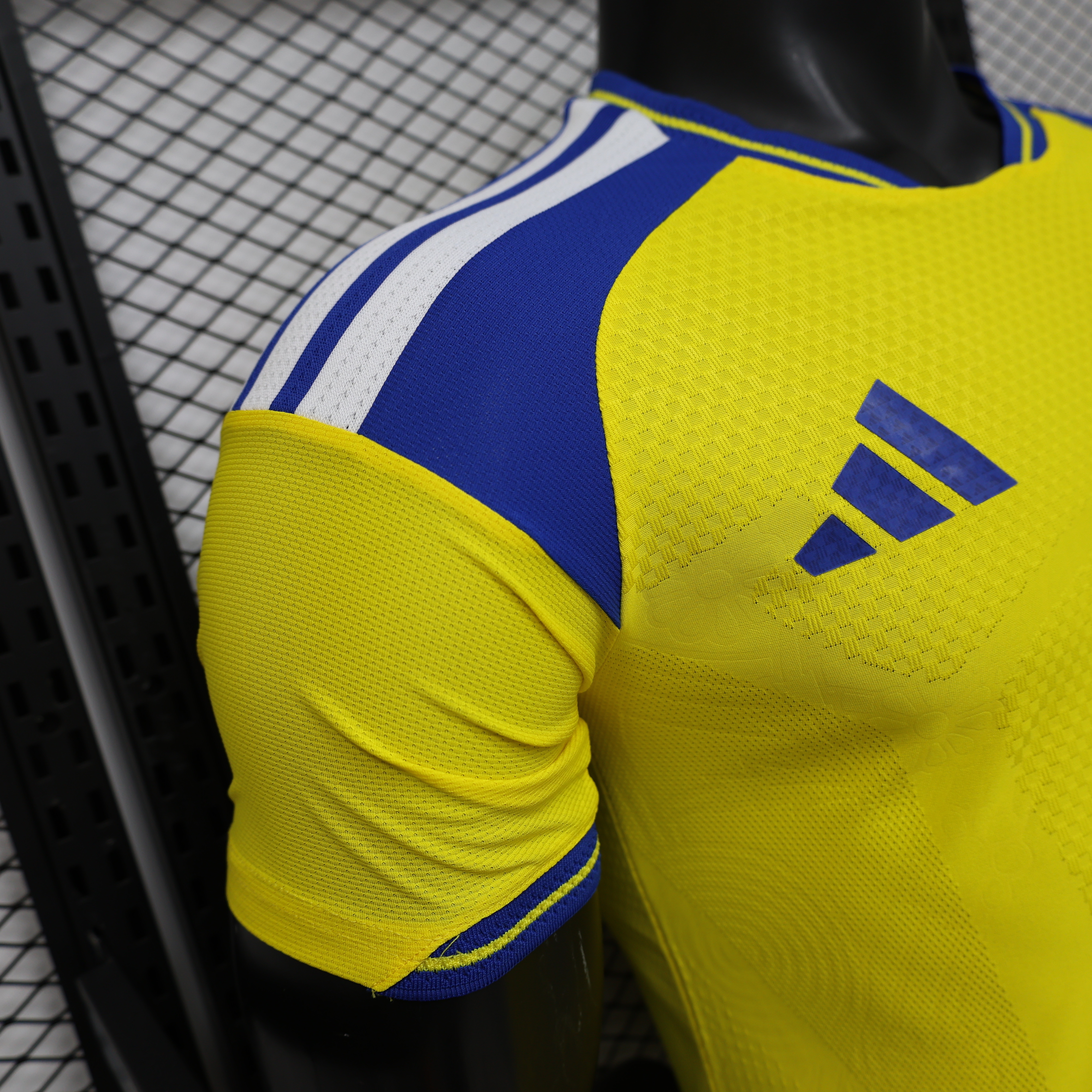 World Cup FIFA 2026 Sweden Mens Home Kit Football Player Version T-Shirt AAAAJerseys Supply Yupoo 4