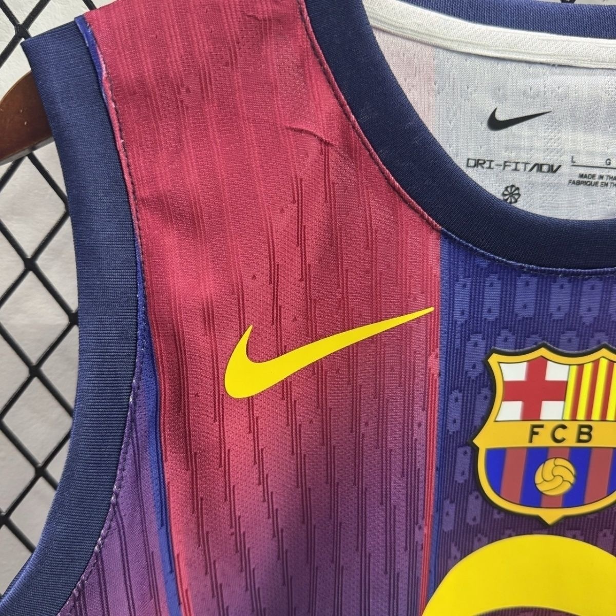 25-26 Barcelona Women's Home Player Soccer Summer Kit Football Vest AAAAJersey Wholesale Yupoo 6