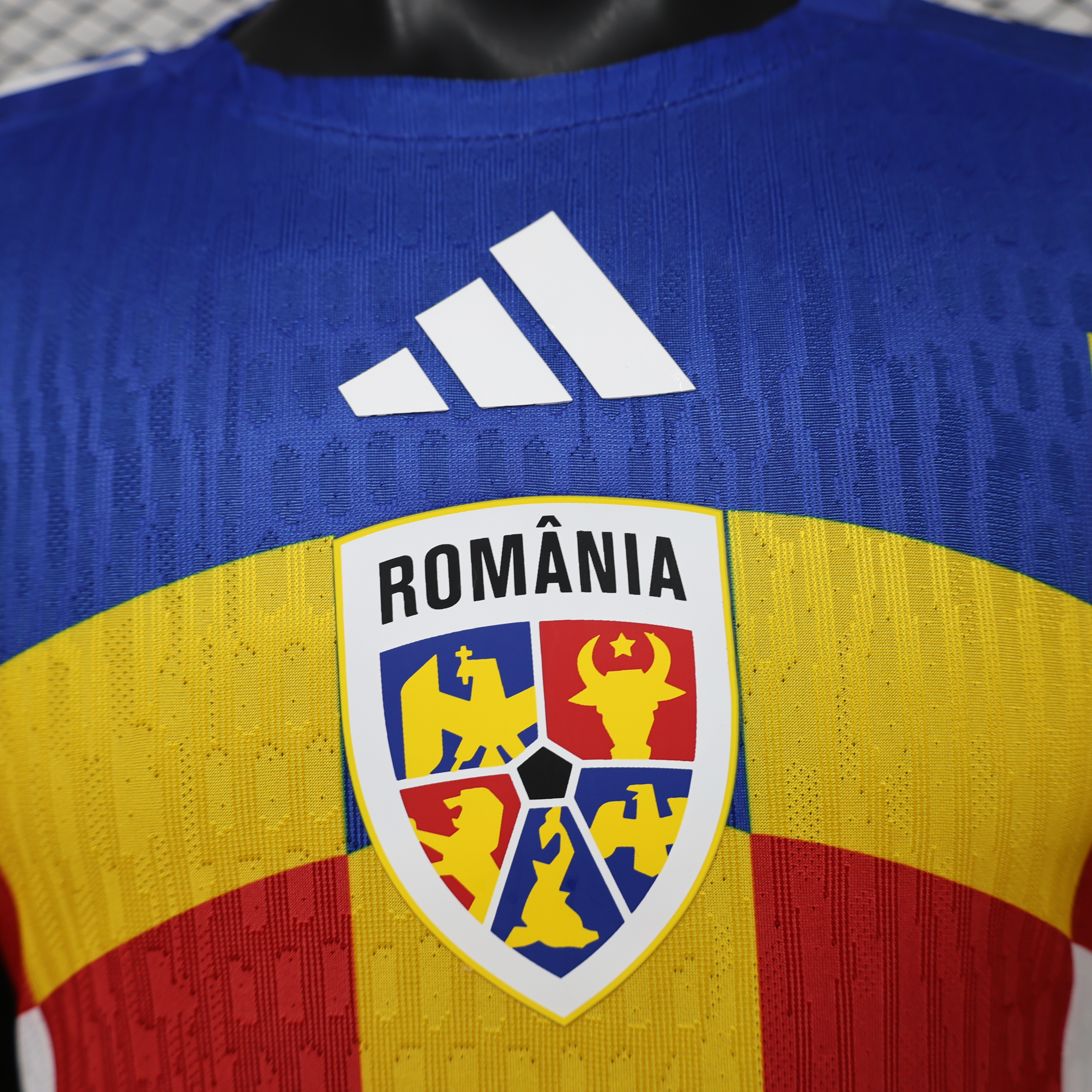 2026 Romania Mens Player Special Edition Kit Soccer T-Shirt AAAAJersey Supplier Yupoo 7 2