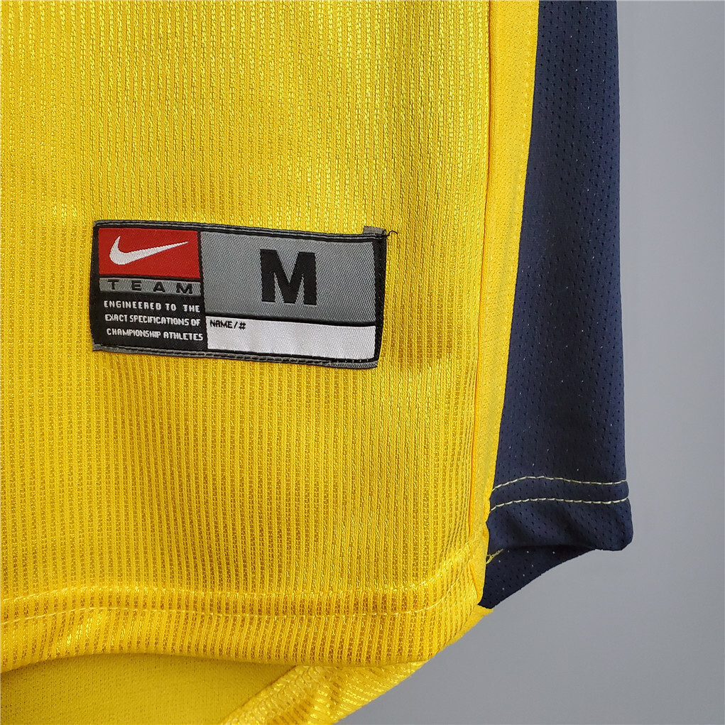99-00 Arsenal away 1