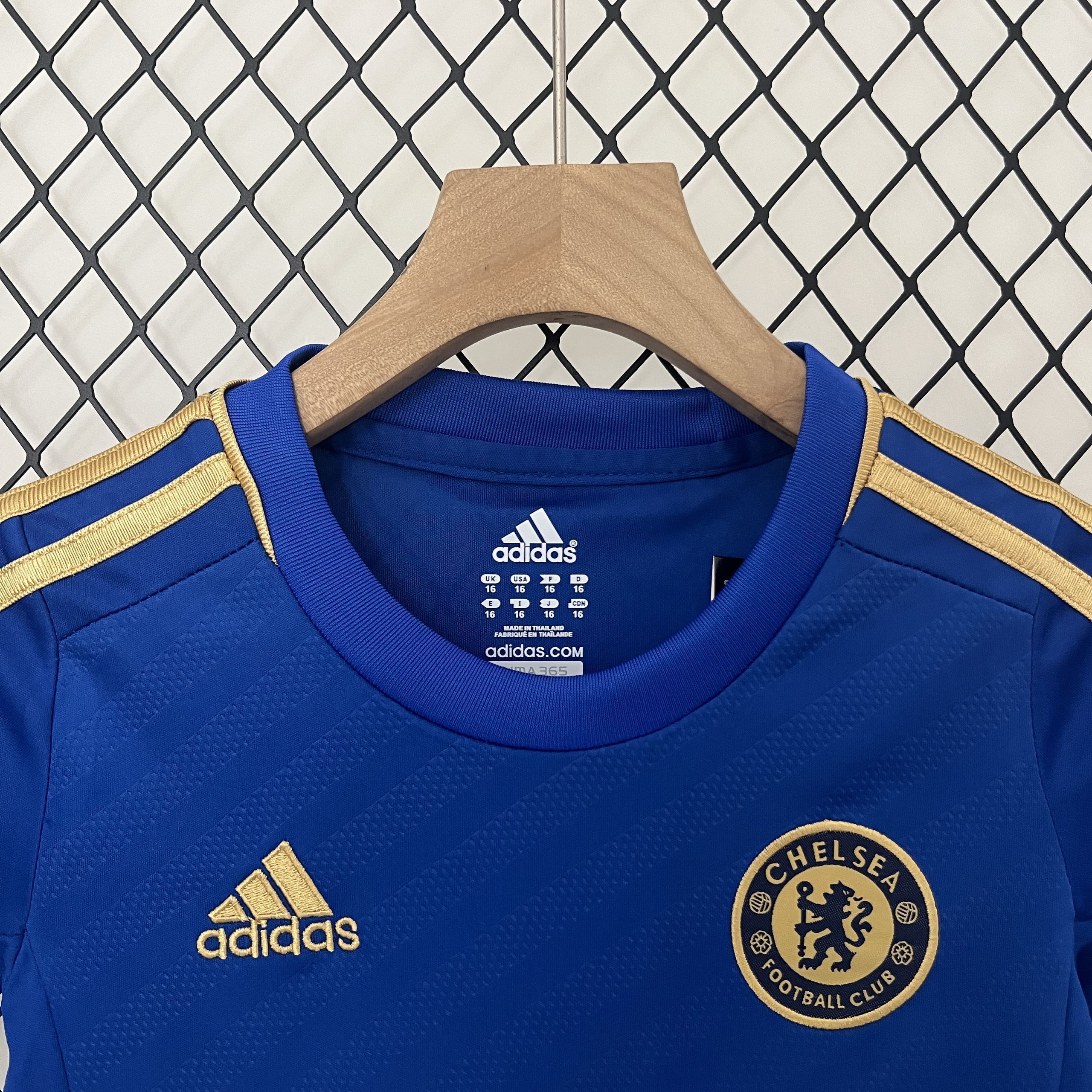 12-13 Chelsea Home Retro Kid Kits Children Sets Jerseys Supllier Yupoo 4