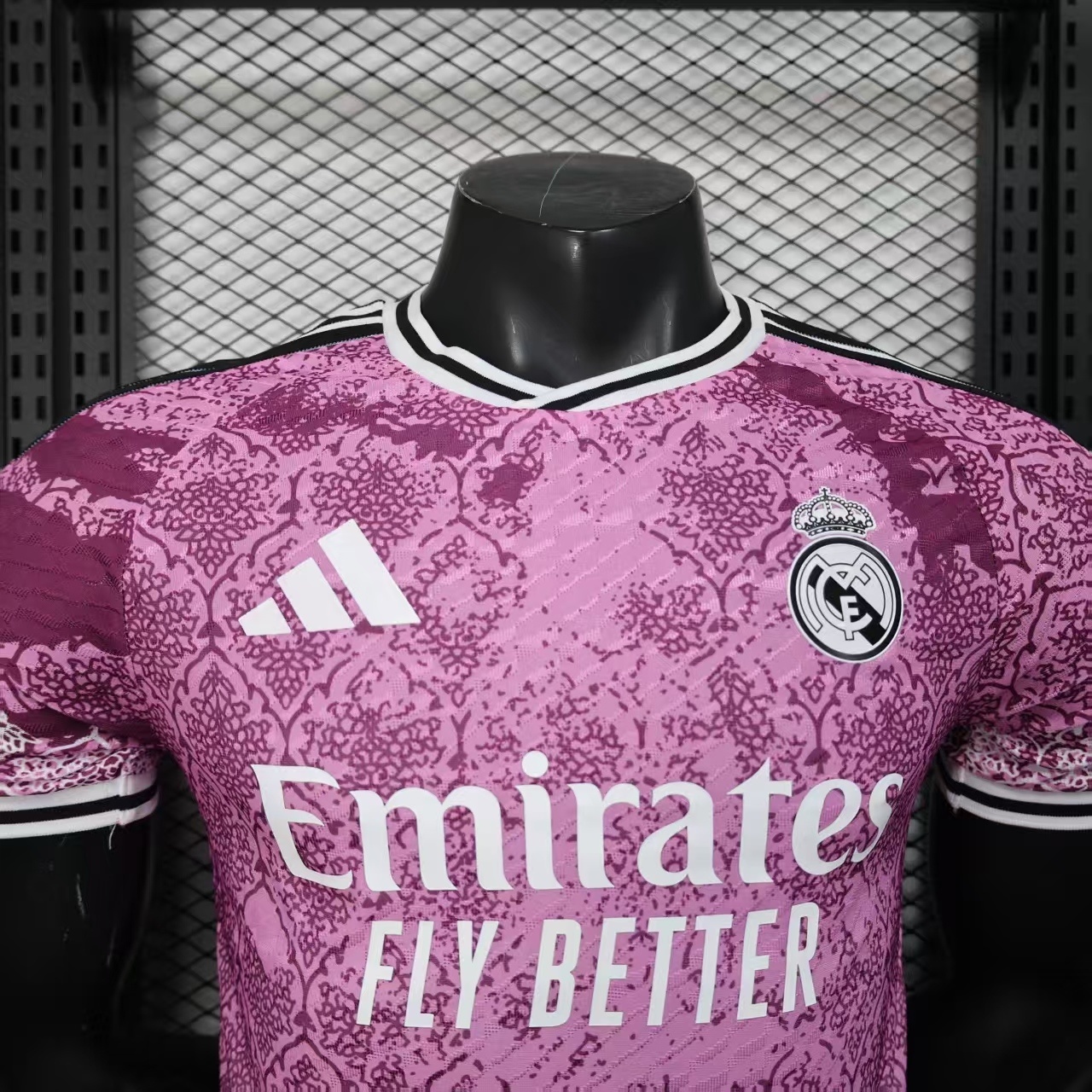 25-26 Real Madrid Special Edition Kit Player Version Soccer Shirt Sport AAAAJersey Supply Yupoo 2