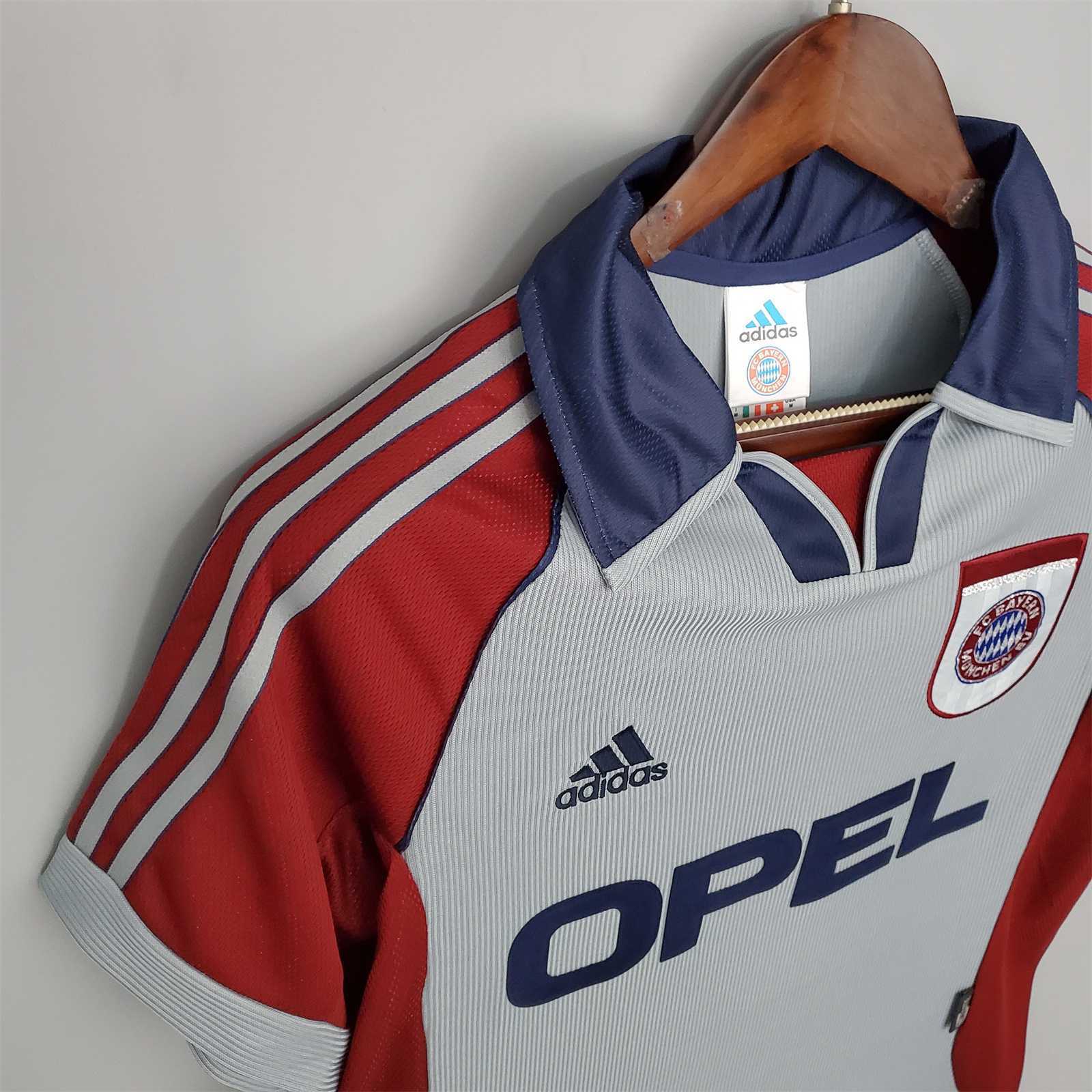 98-99 Bayern Munich away 5