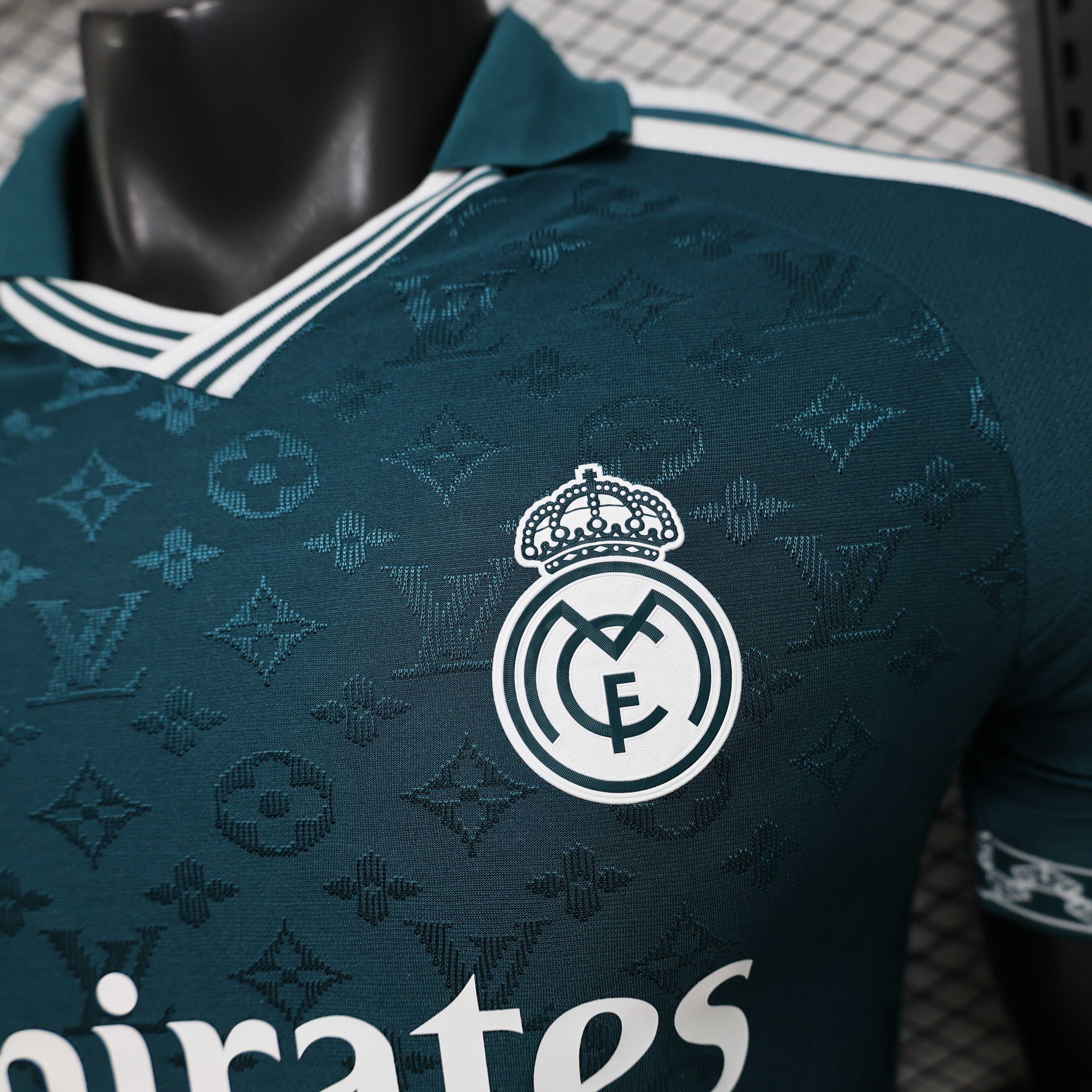 26-27 Real Madrid Mens LV Collaboration Edition Football T-Shirt AAAAJersey Wholesale Yupoo7 3