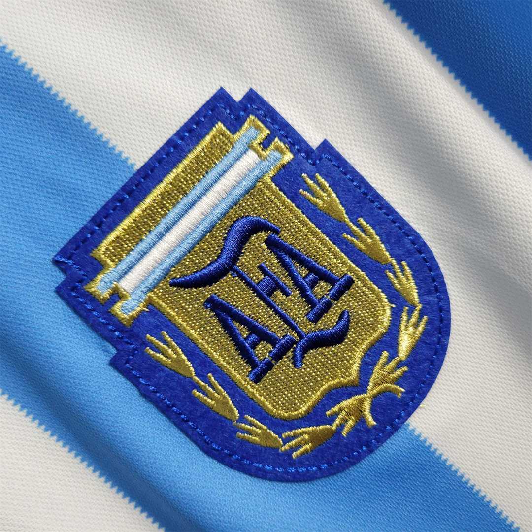 1986 Argentina home 6