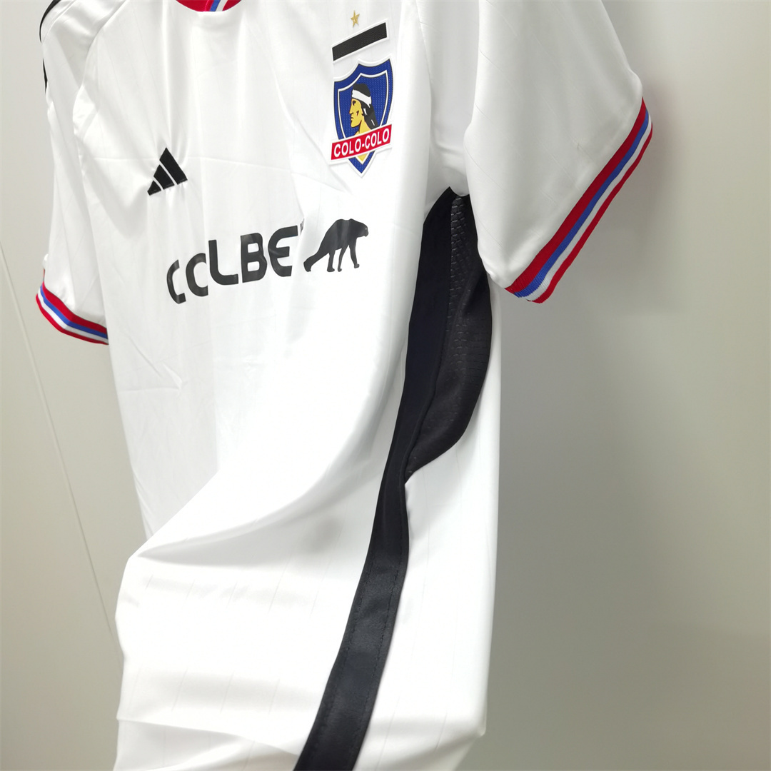 23-24 Colo-Colo home 3