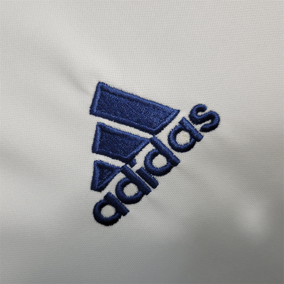 00-01 Real Madrid home 9