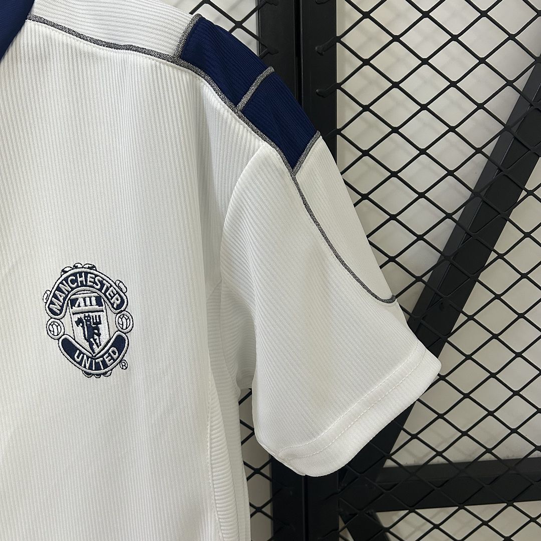 00-01 Manchester United Away Retro Kit Vintage Shirt AAAAJersey Dropship Yupoo 2