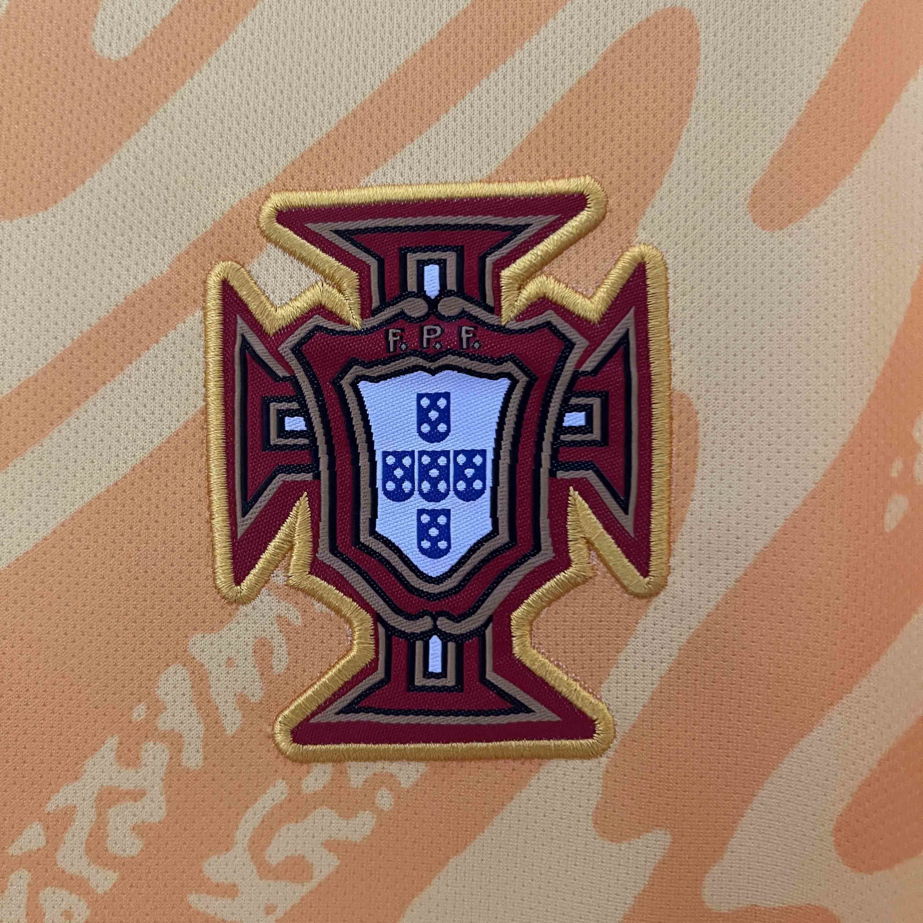 2024 Portugal Goalkeeper Yellow Kit UEFA Euro Football Replicas Yupoo 5