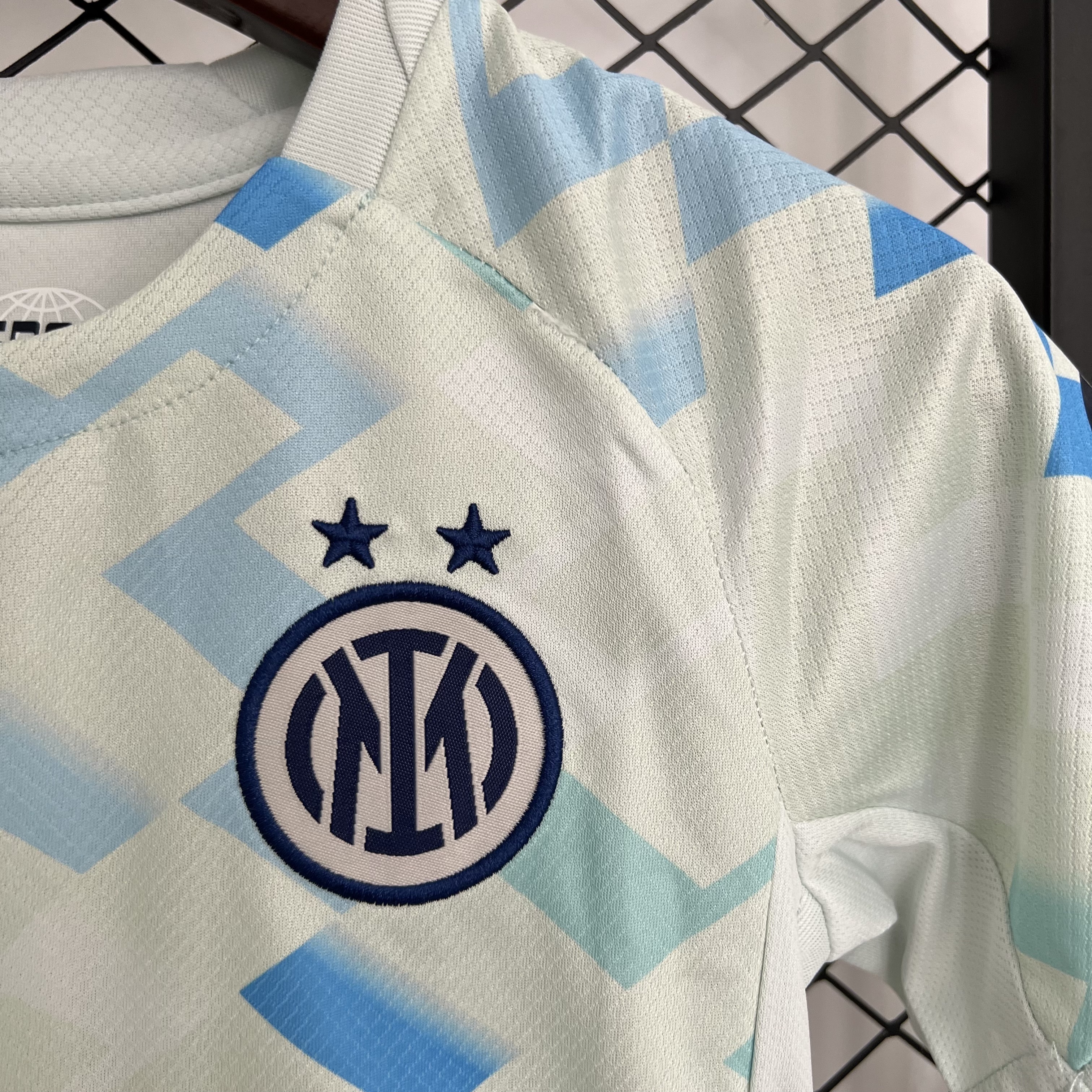 25-26 Inter Milan Away Kid Kits Soccer Youth Apparels AAAAJersey Supply Yupoo 2
