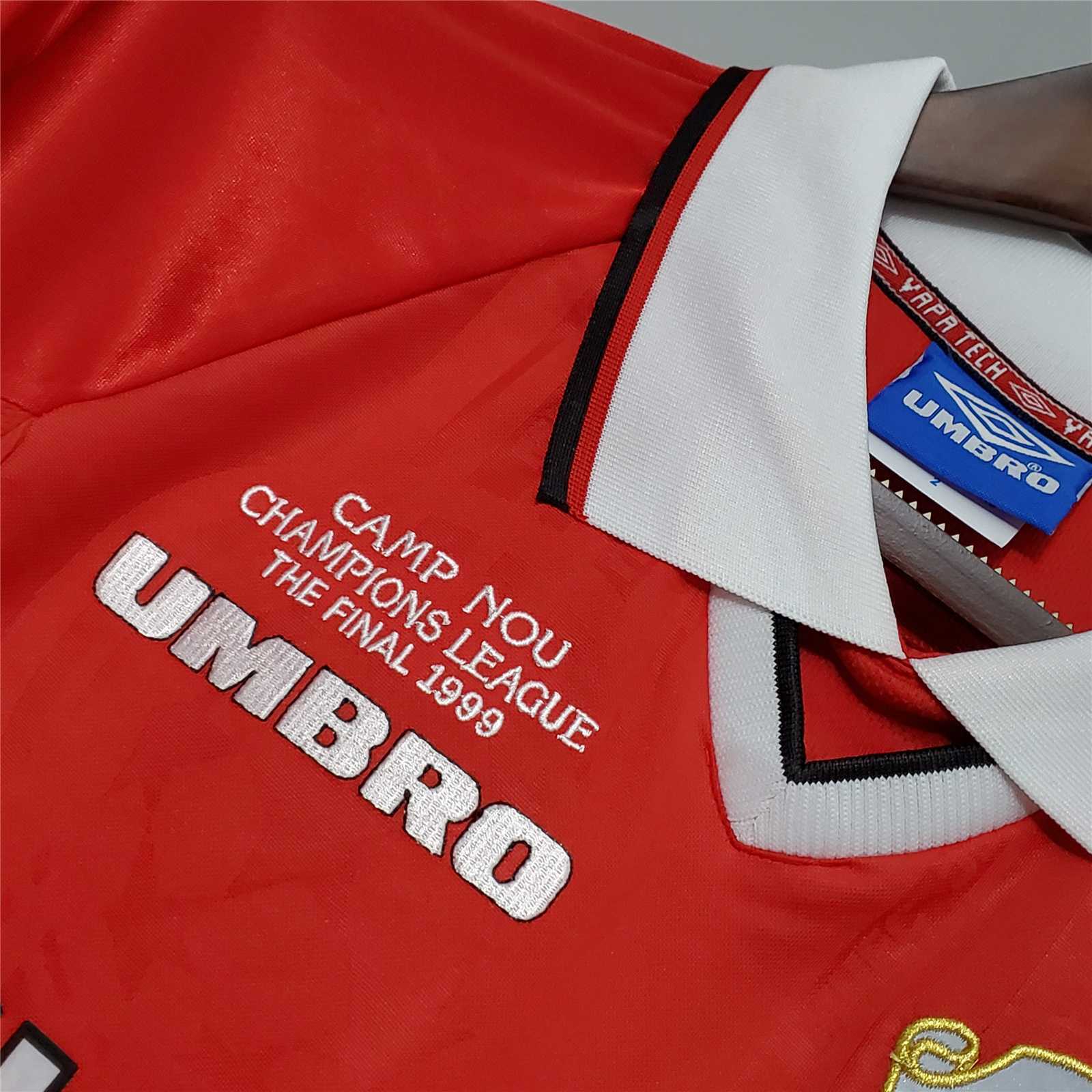 99-00 Manchester United home long sleeve 3