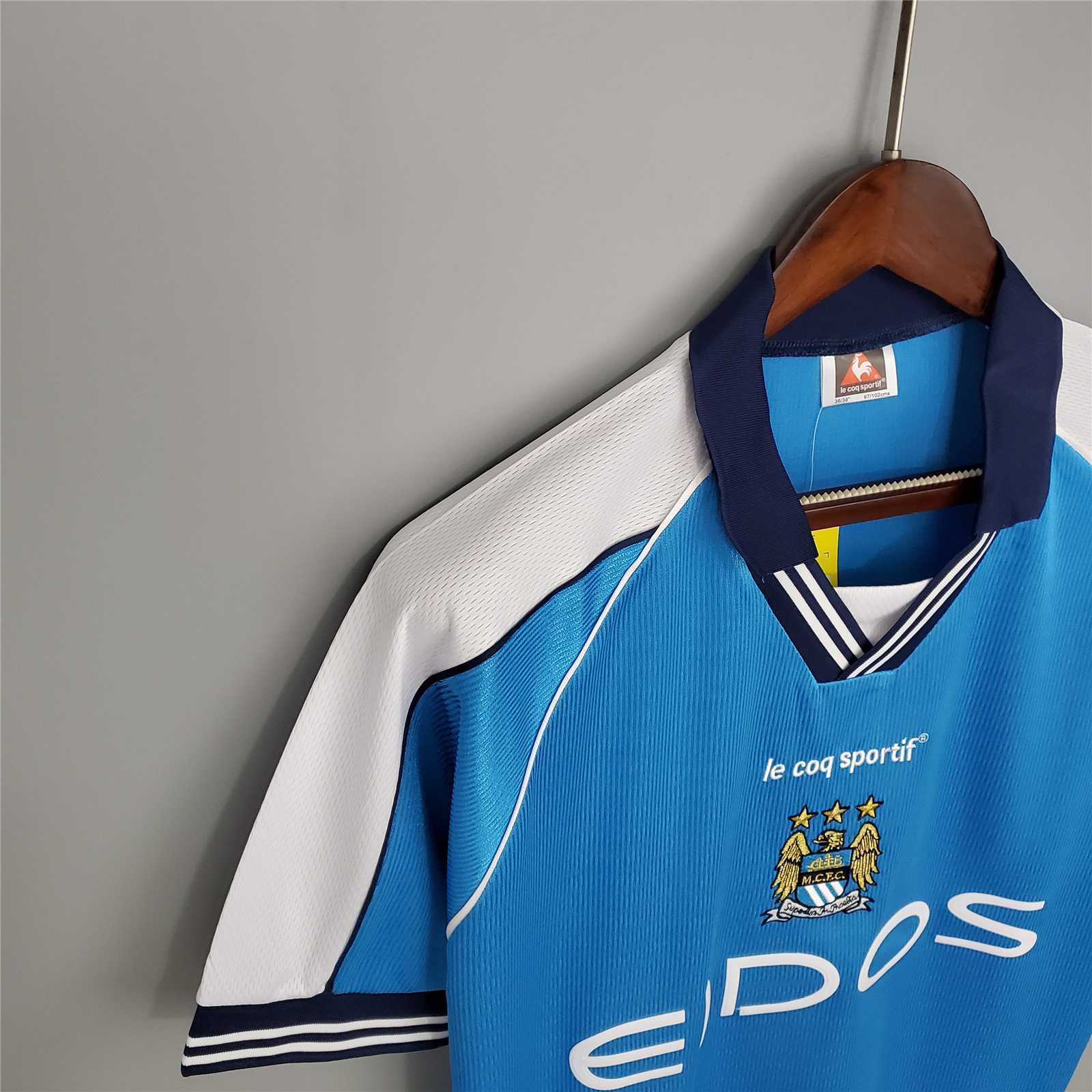 99-01 Manchester City home 2