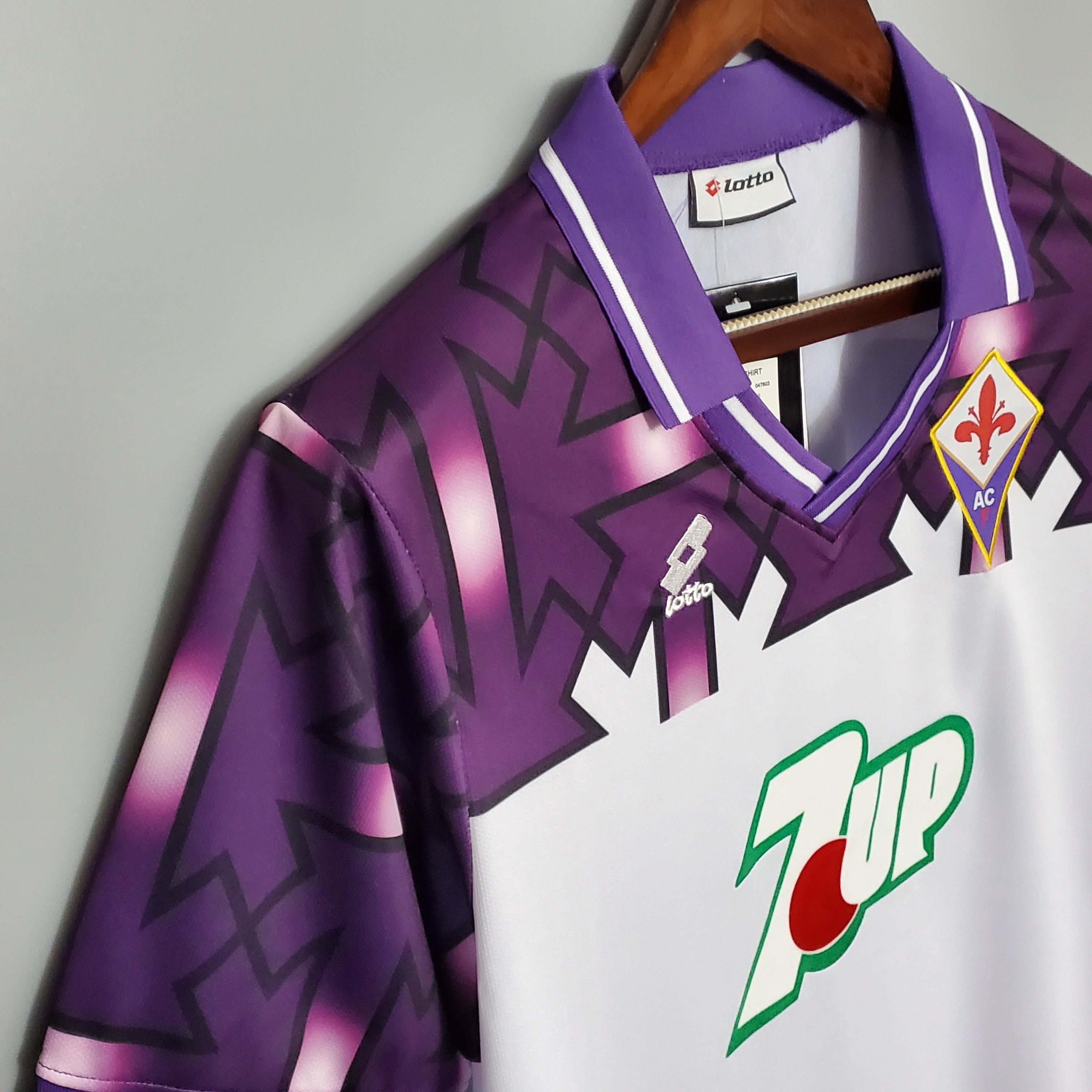 92-93 Fiorentina away 8