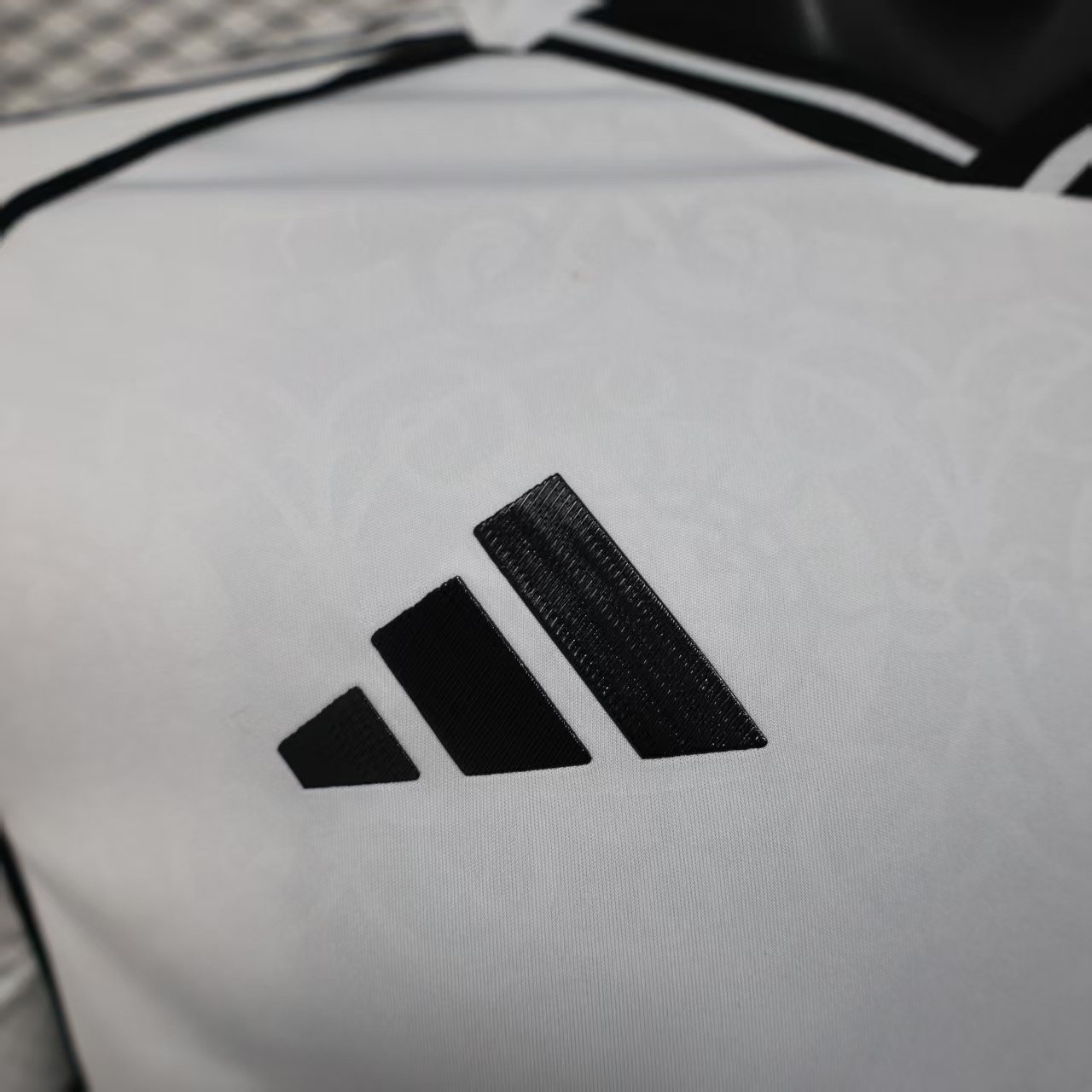 25-26 Fulham Home Kit Player Version Shirt Soccer Sport AAAAJersey Supply Yupoo 4