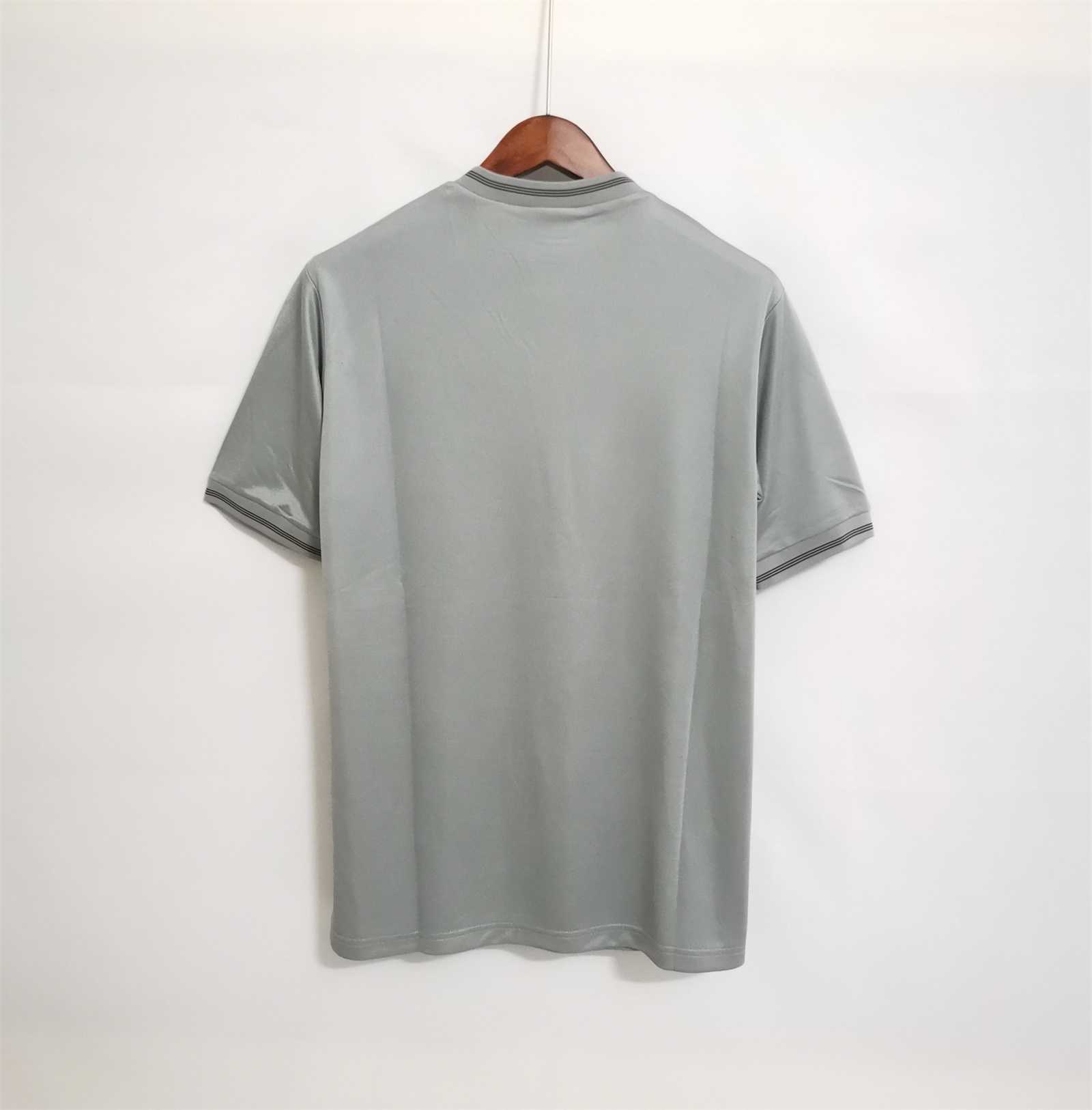 86-87 Newcastle grey away 7