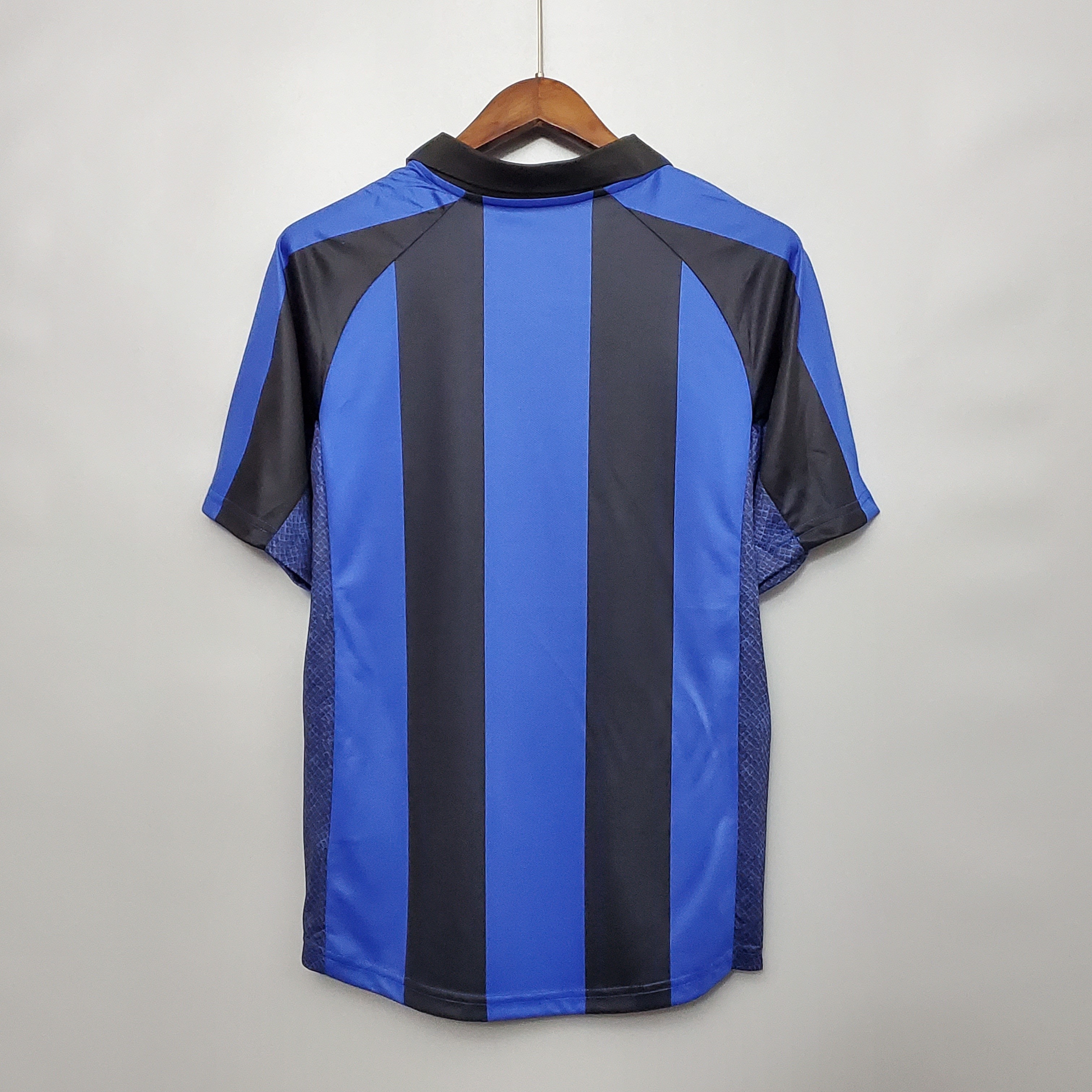 01-02 Inter Milan home 3
