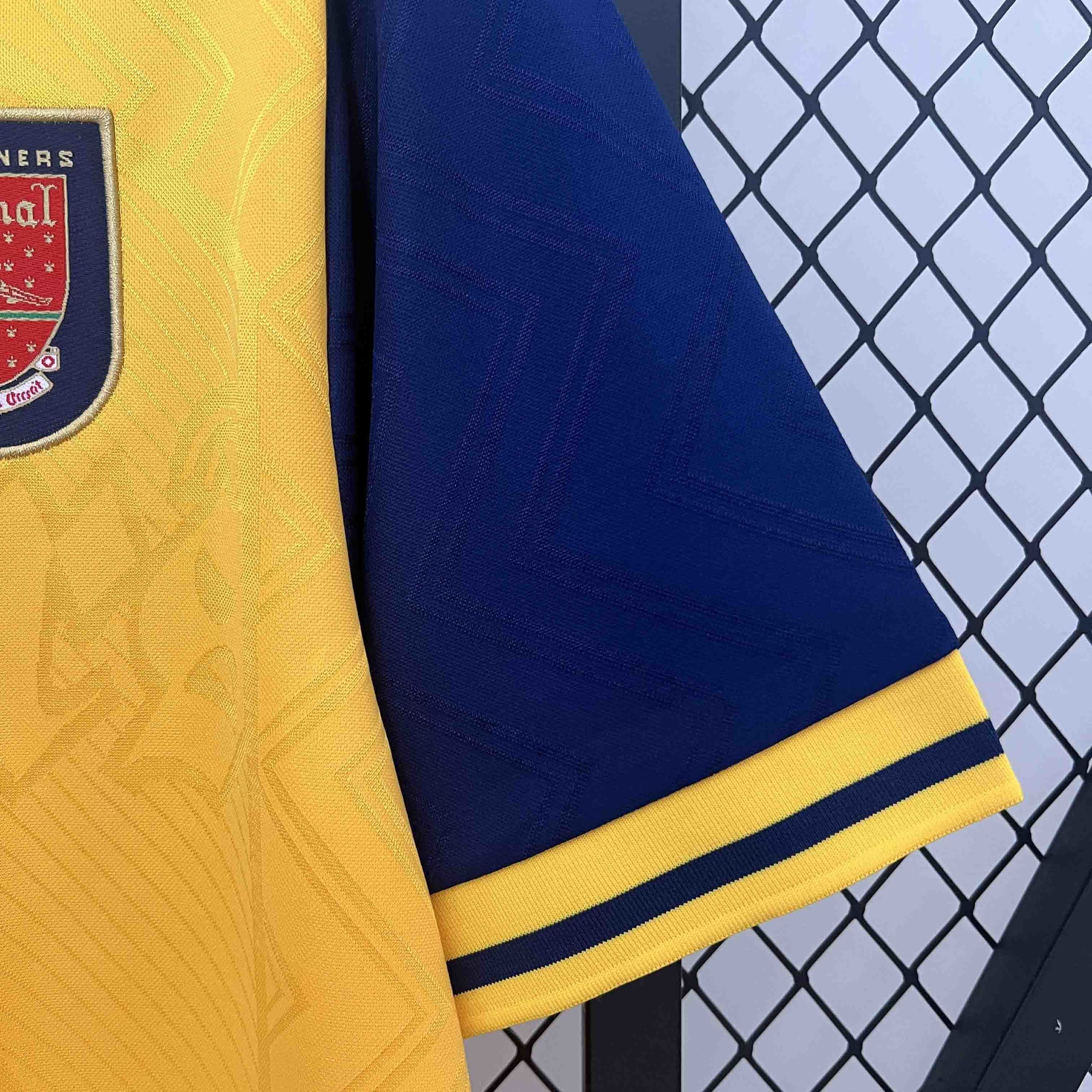 96-97 Arsenal Away Retro Kit Soccer Uniform AAAAJerseys Dropshipping Yupoo 4