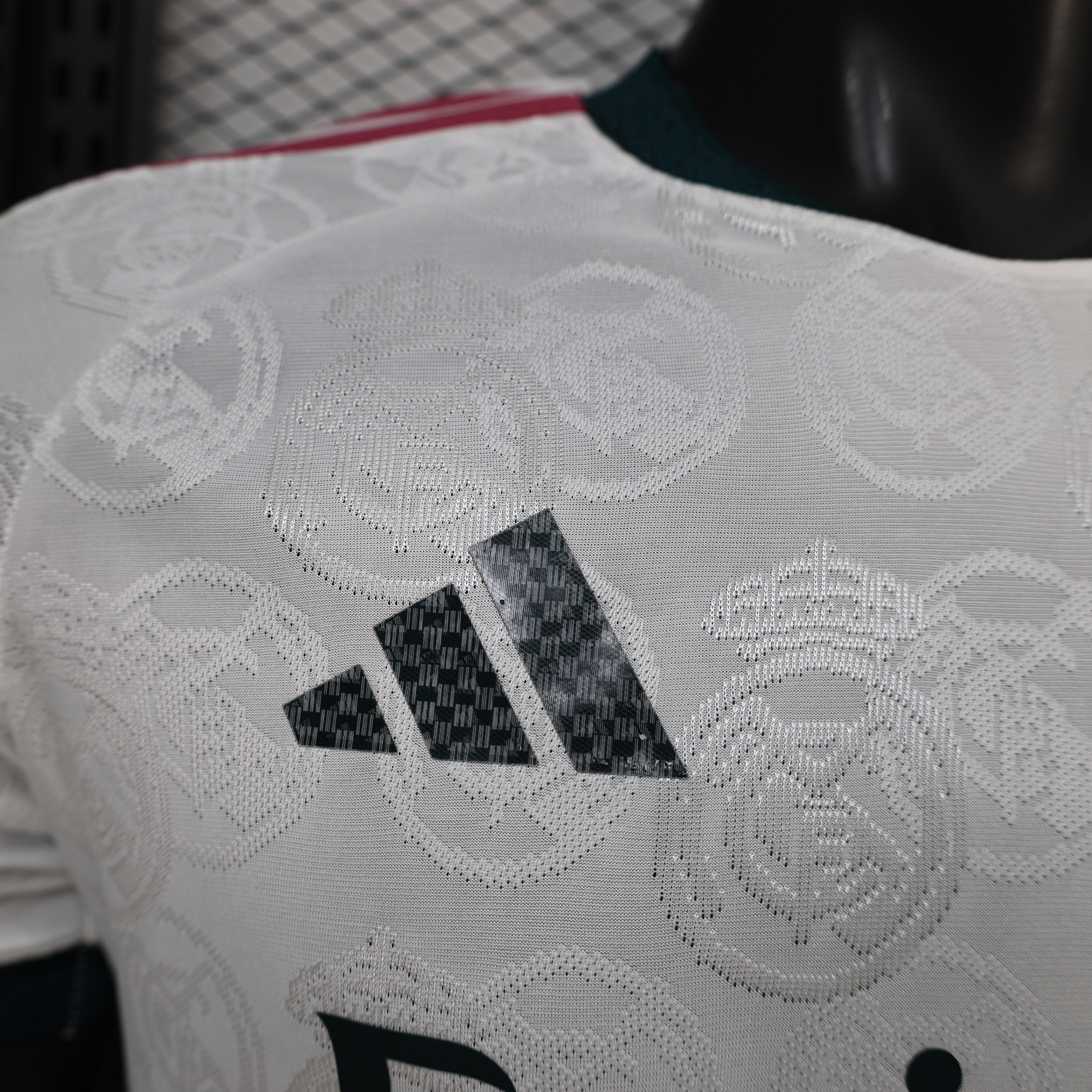2026-27 Real Madrid Special Edition Football Shirt Player Edition AAAA Jersey Drop ship Yupoo 4