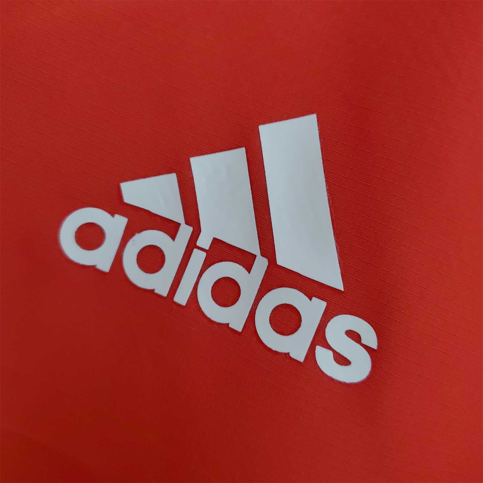 22-23 Manchester United red windbreaker 2
