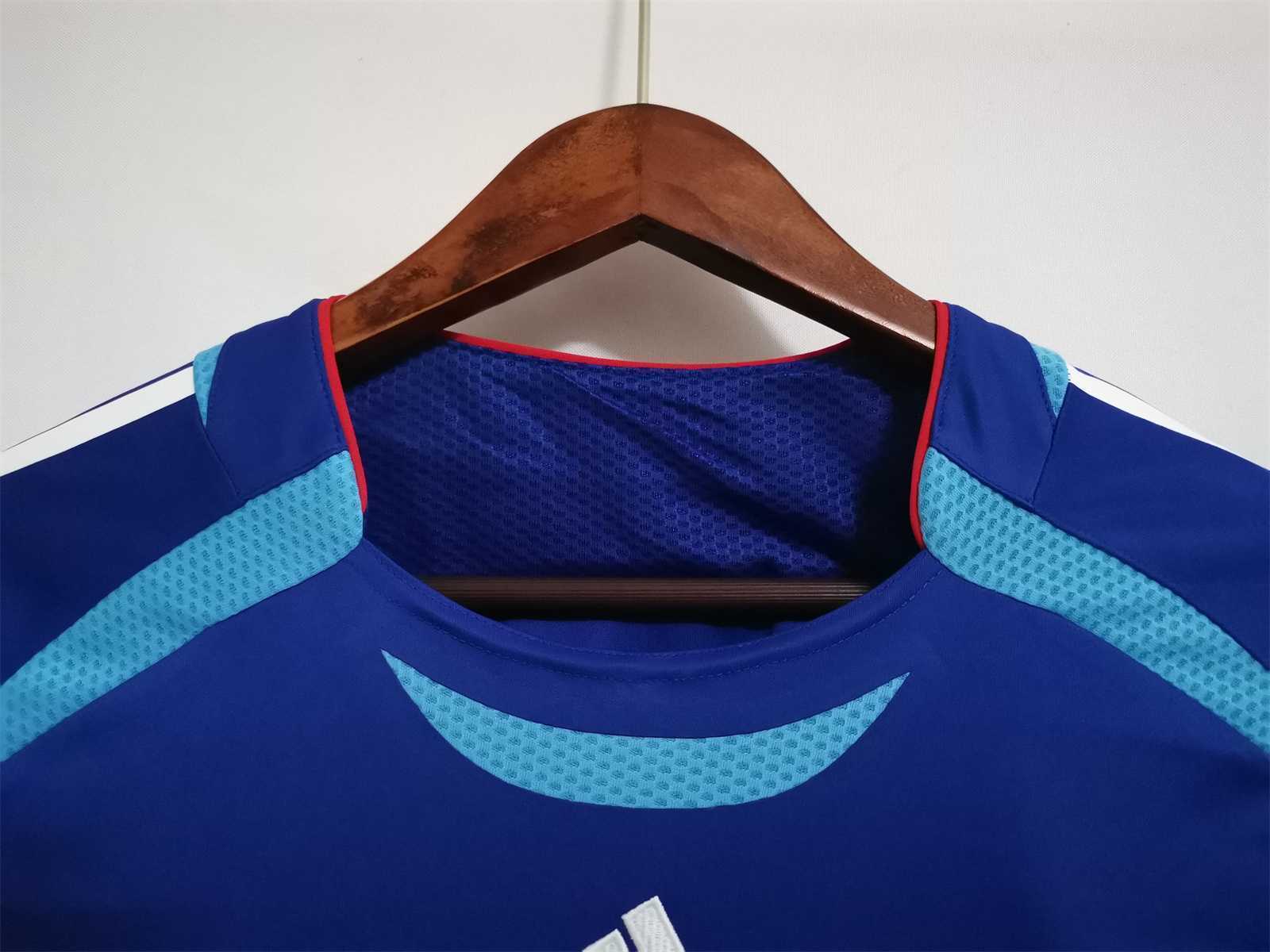 2006 Japan home blue 2