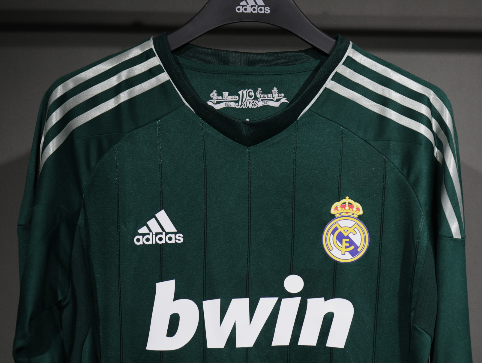 12-13 Real Madrid Third Retro Kit Vintage Player Version Long Sleeve Shirt AAAAJersey Dropship 1