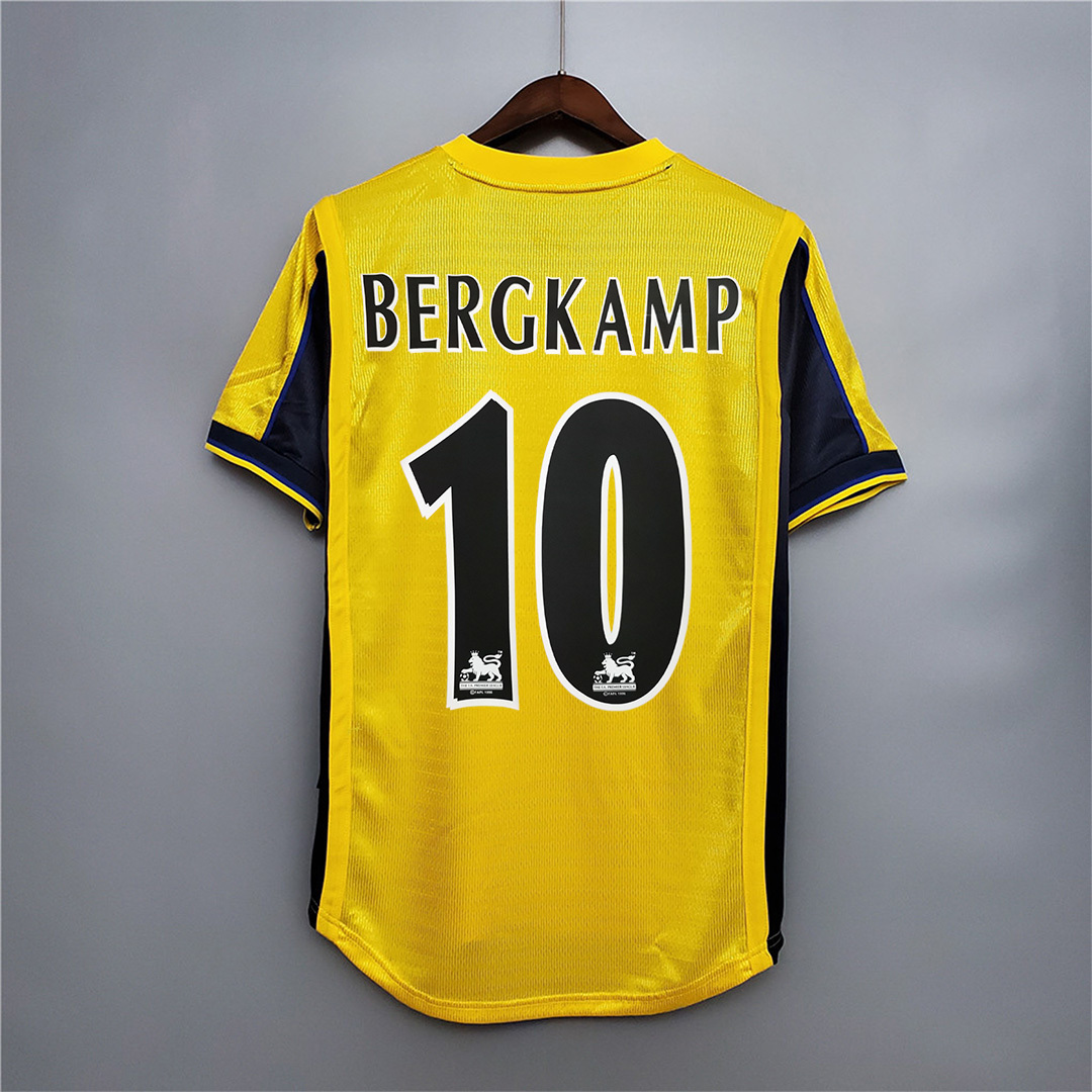 99-00 Arsenal away 4