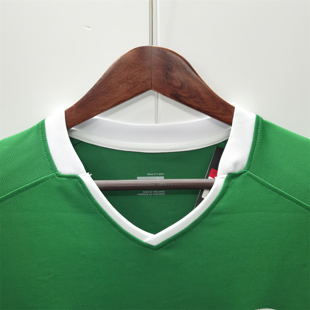 08-09 Wolfsburg home 4