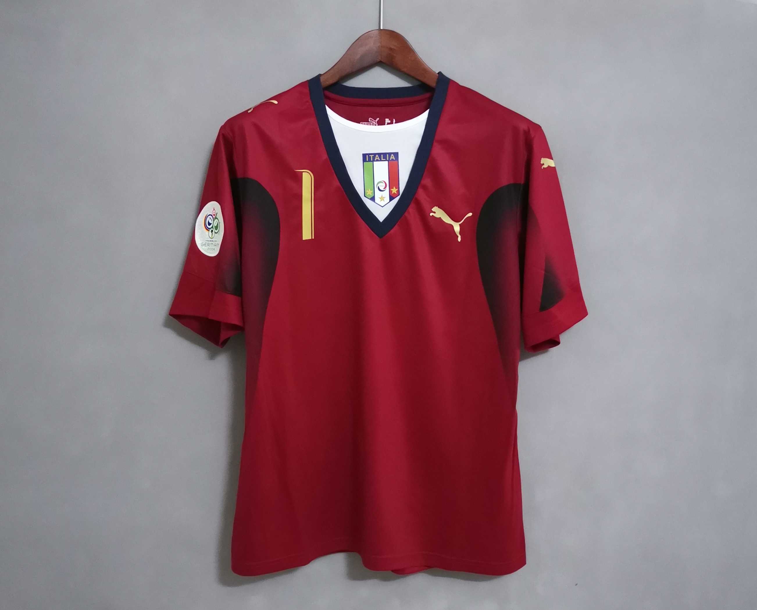 2006 Italy GK red