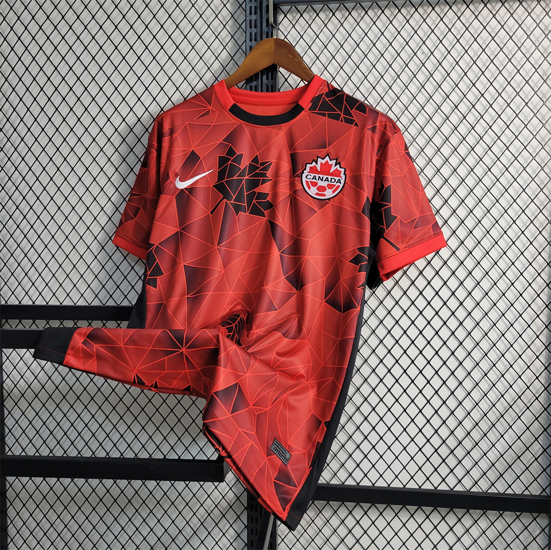 2023 Canada Red 8