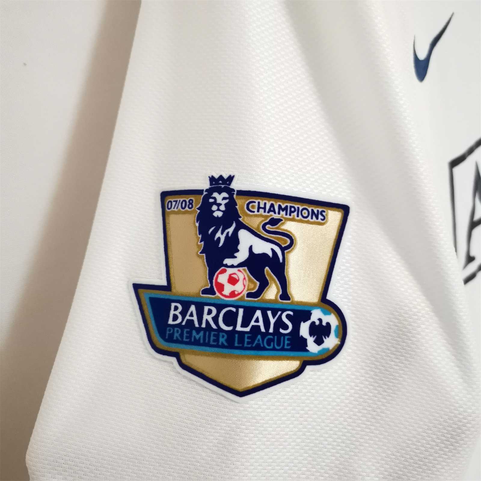 08-09 Manchester United away white UCL final long sleeve 13