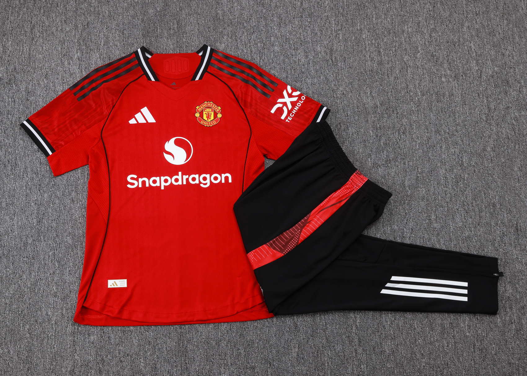 25-26 Manchester United Home Player Version Training Kits Football Tracksuits 2