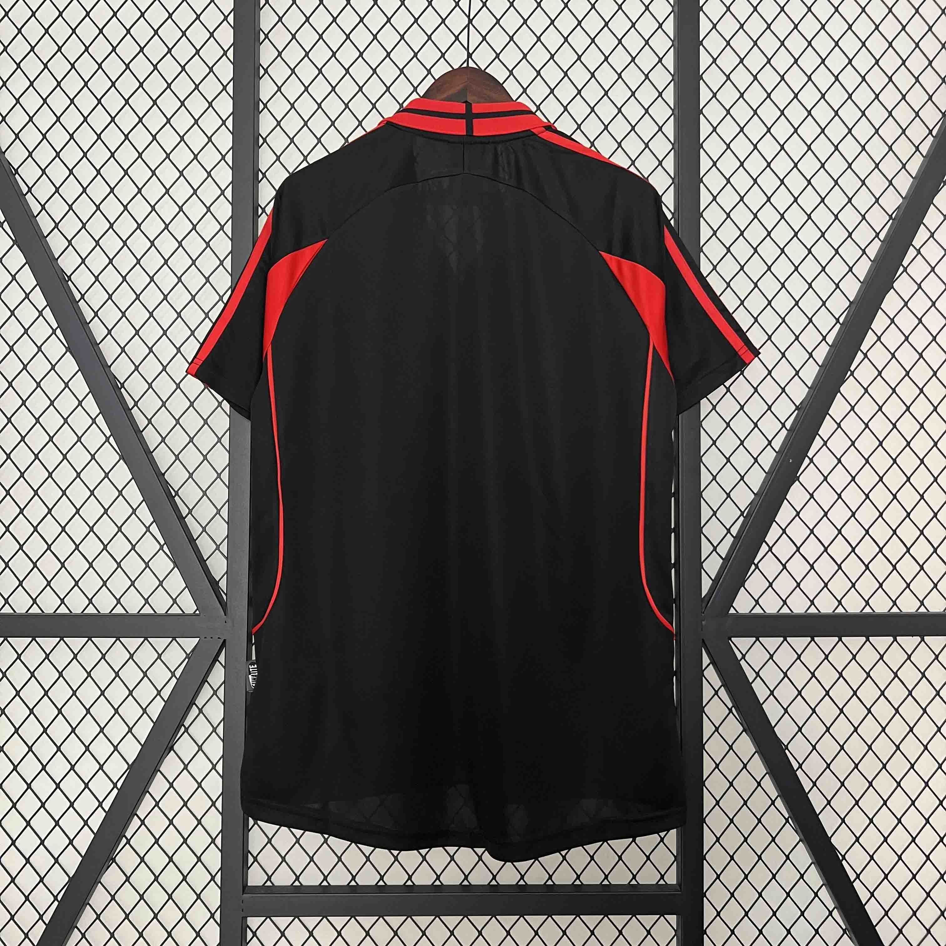00-01 AC Milan Third Retro Kit Football Apparel AAAAJerseys Dropshipping Yupoo 1