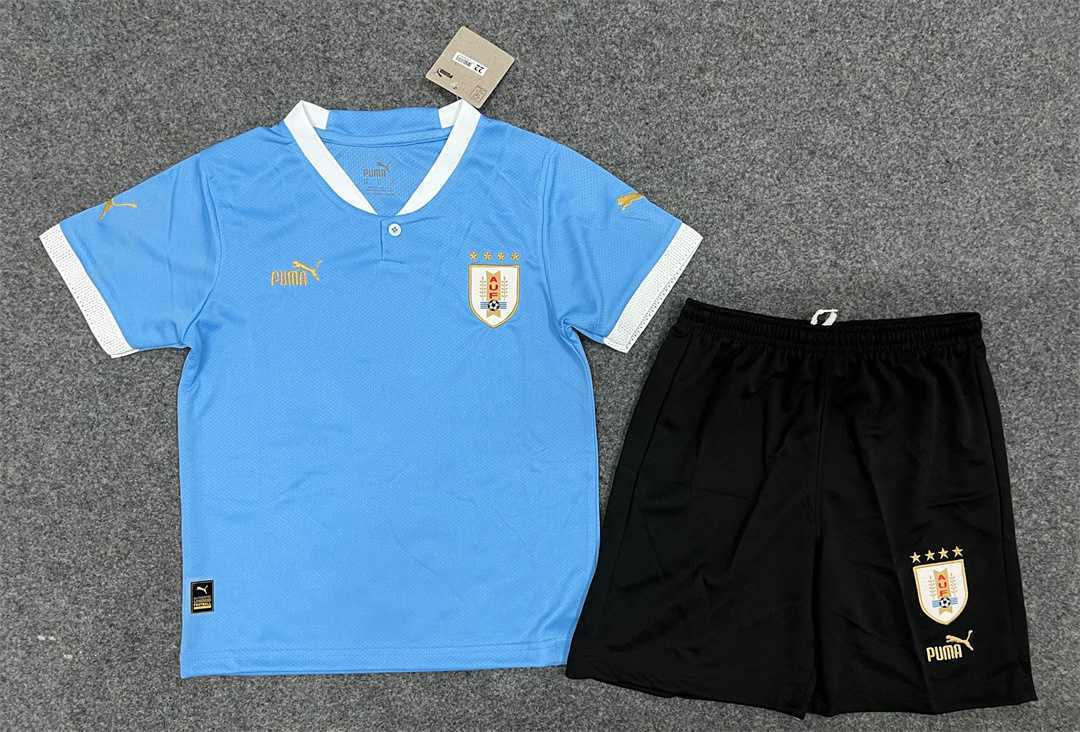 2022 Uruguay home kids kit