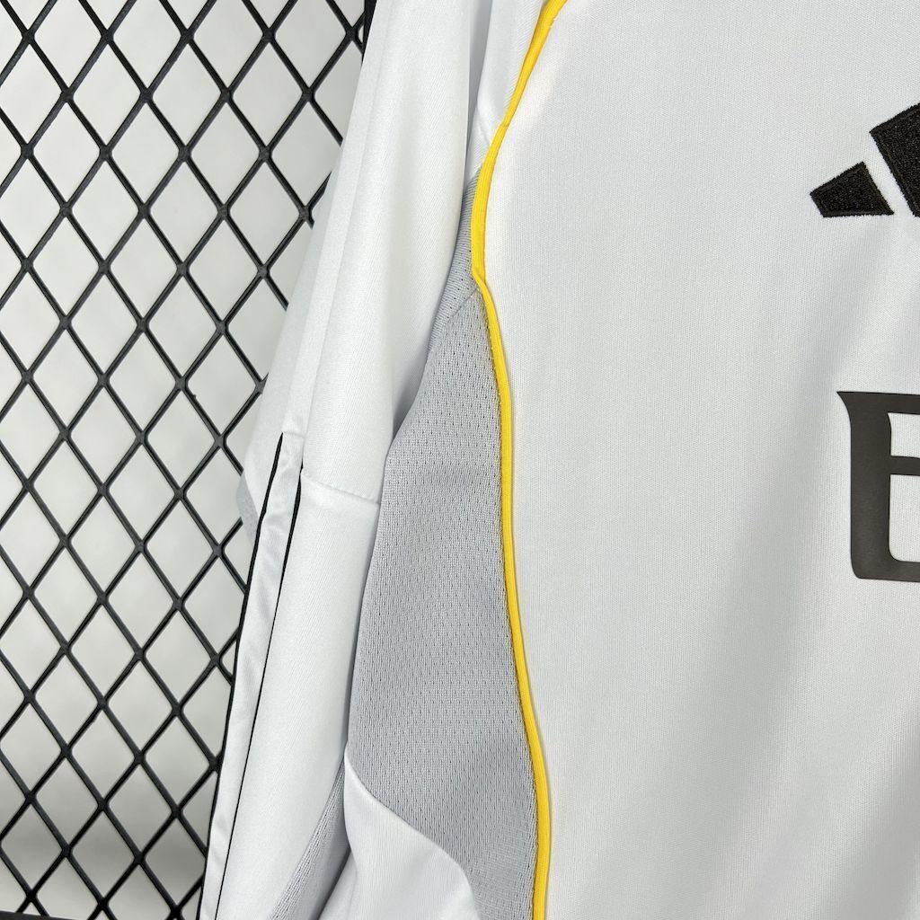 25-26 Real Madrid Home Long Sleeve Shirt Football Uniform AAAAJersey Supply Yupoo S-3XL 3