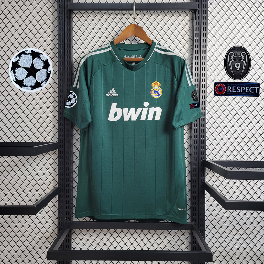 12-13 Real Madrid third away