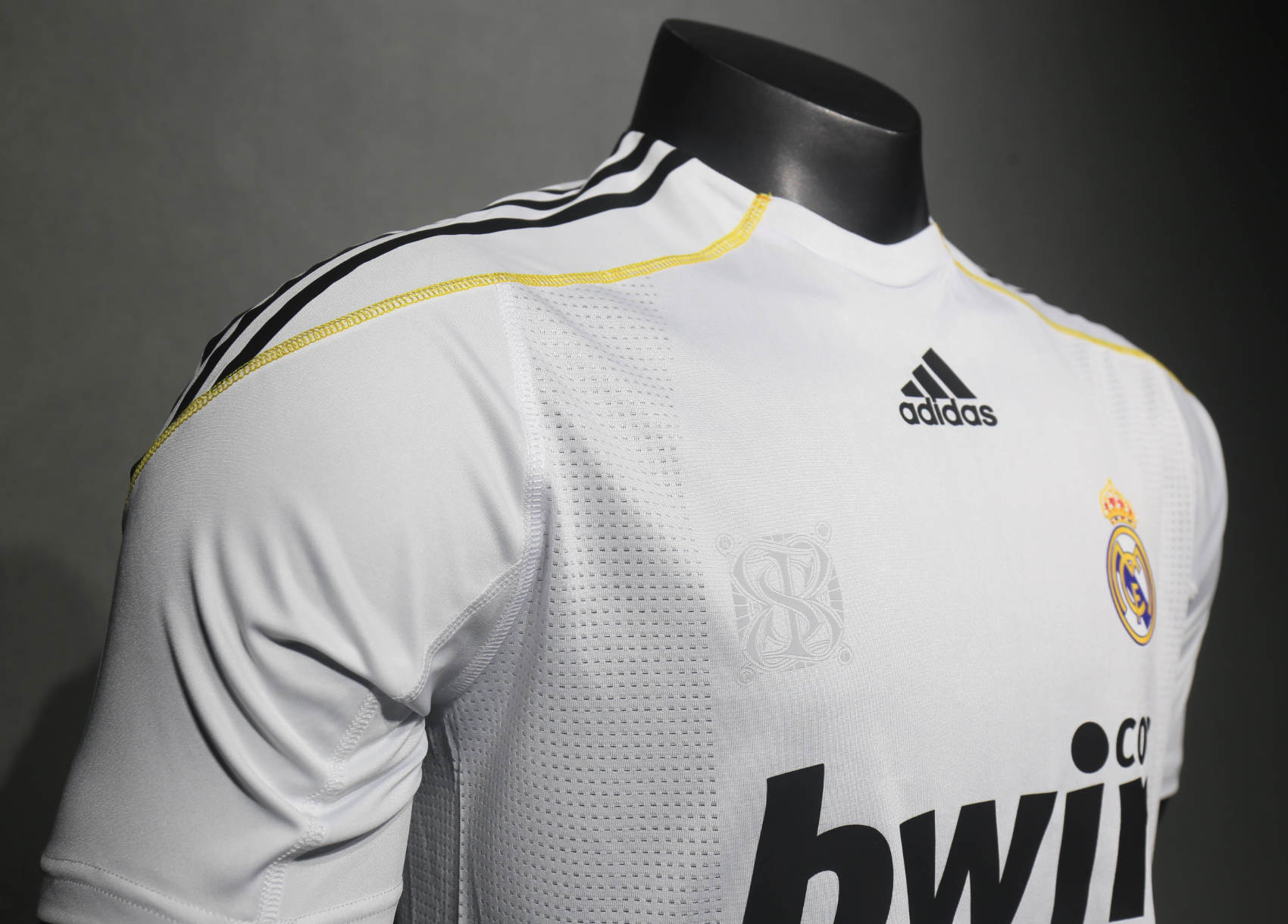 09-10 Real Madrid Home Retro Kit Vintage Player Version Sino Shirt AAAAJersey Dropship Yupoo 3