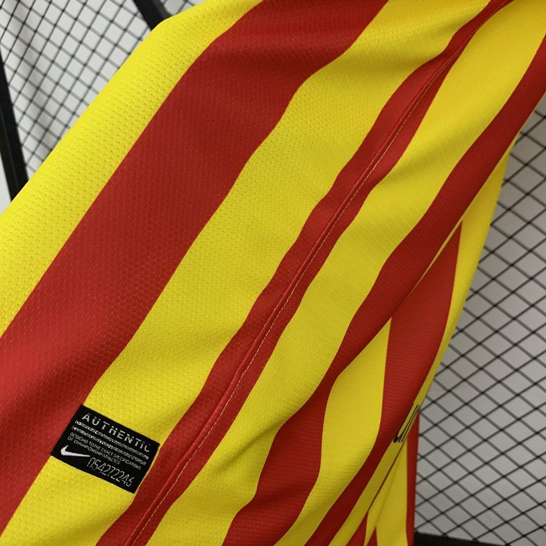 13-14 Barcelona Away Retro Kit Vintage Shirt AAAAJersey Wholesale Yupoo 5