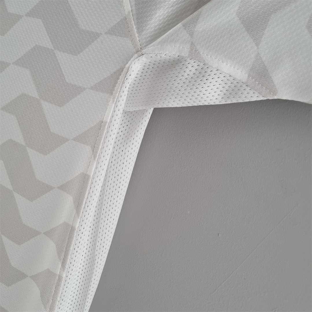 2012 Corinthians home 8