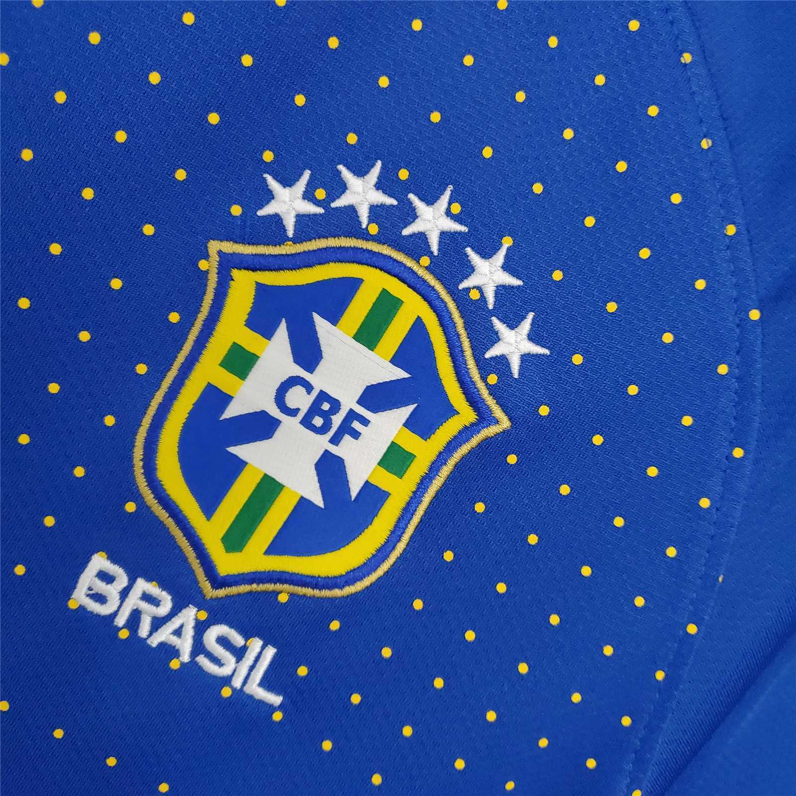 2010 Brazil away 1
