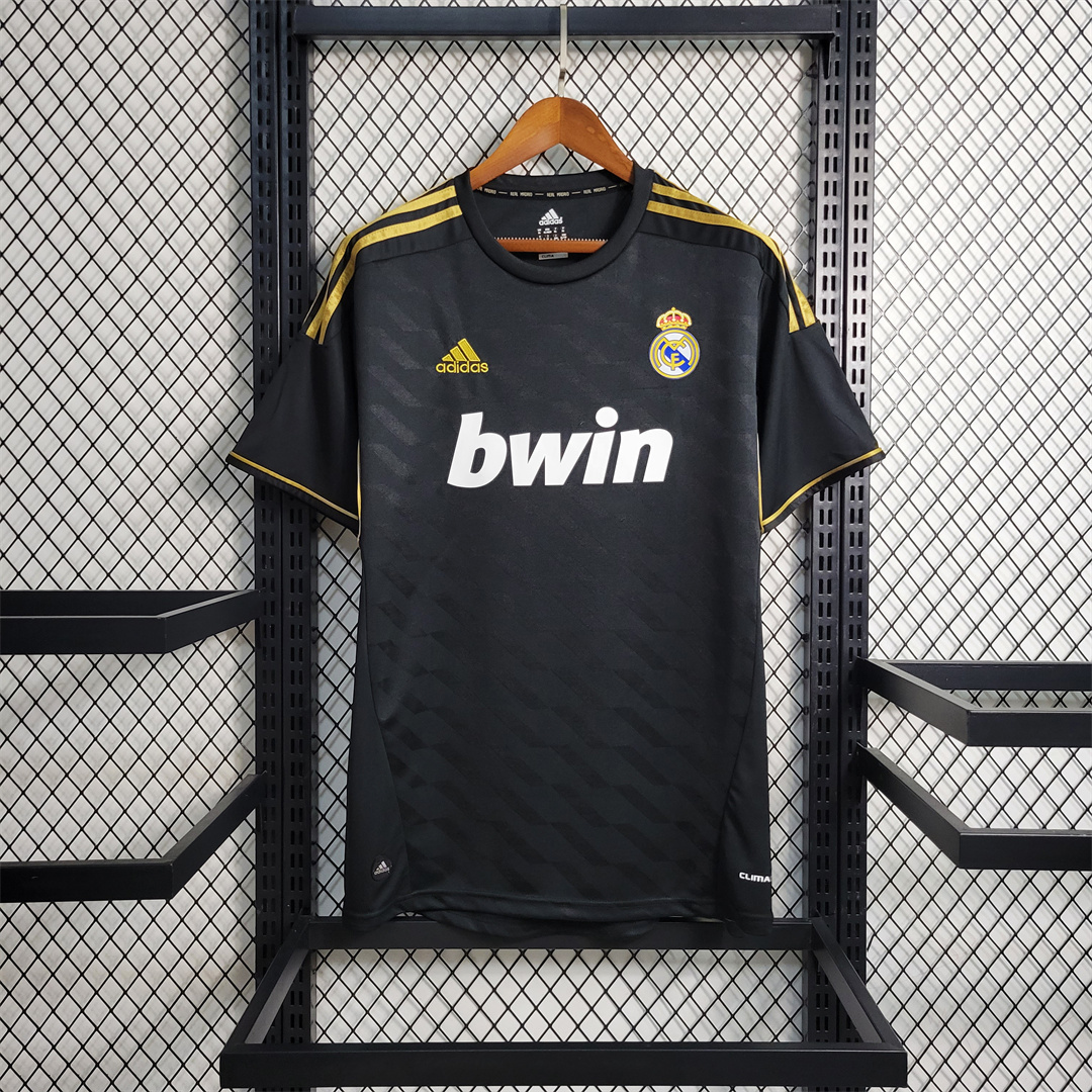 11-12 Real Madrid away black 9