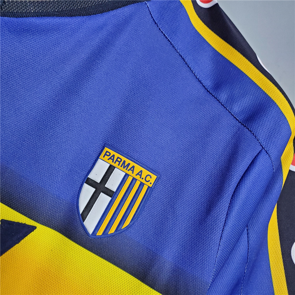 01-02 Parma home Cheap Football Kit 2